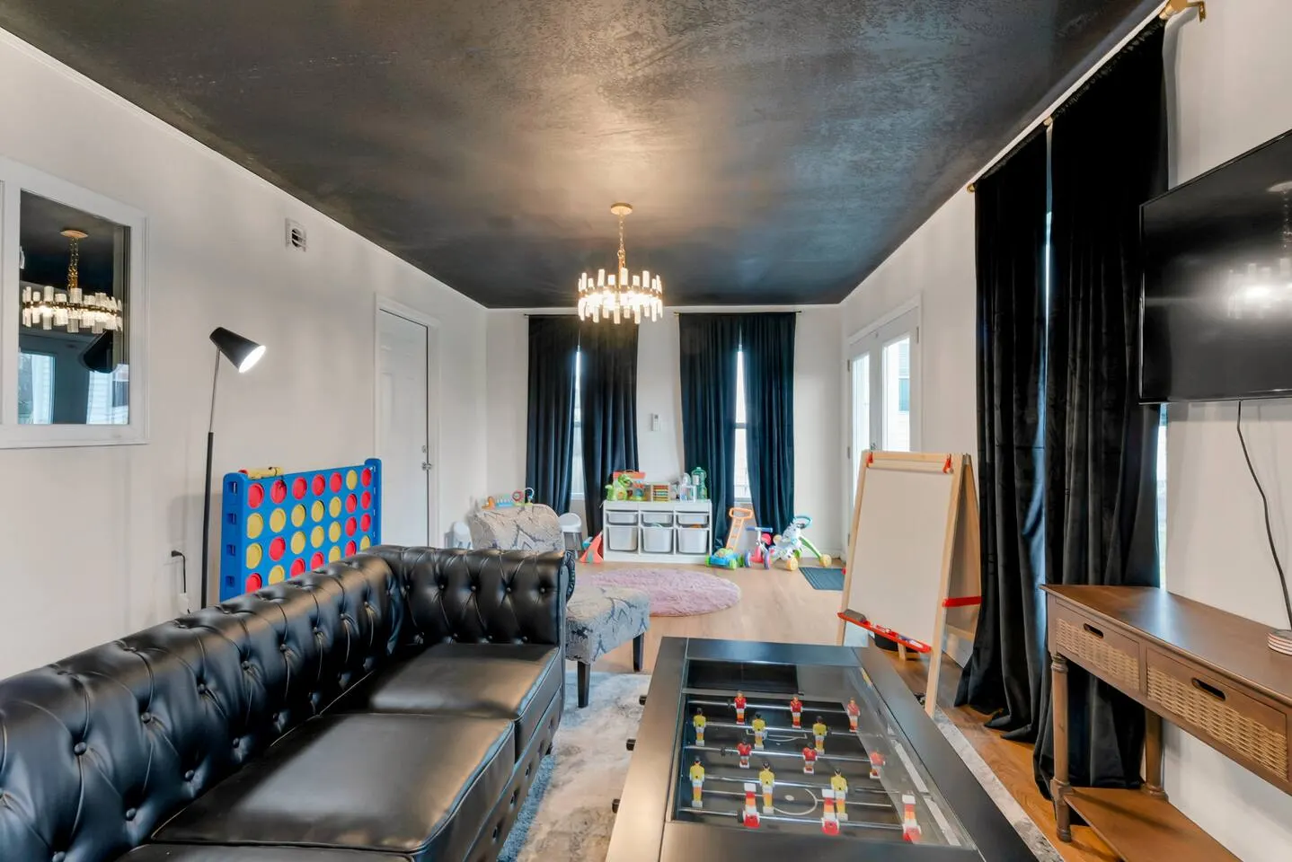 4BR Norfolk Home • Game Room • Dog Friendly — photo 2