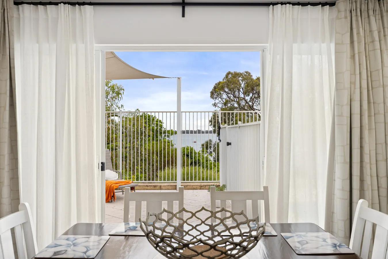 Estuary Poolside Escape in Dawesville Mandurah 8