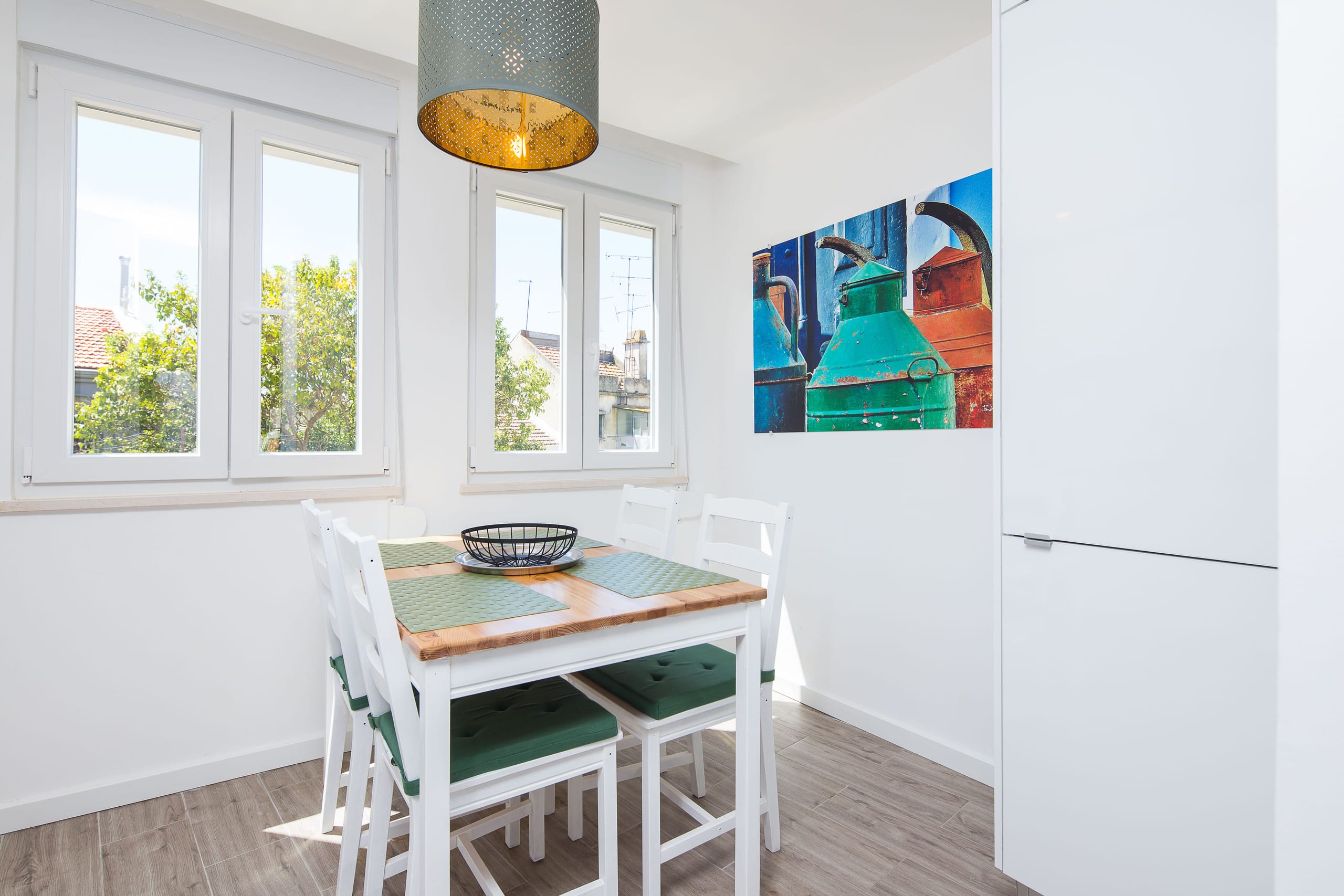 Designer Flats in Lapa, 1st floor, right - Neighbor's Window 11