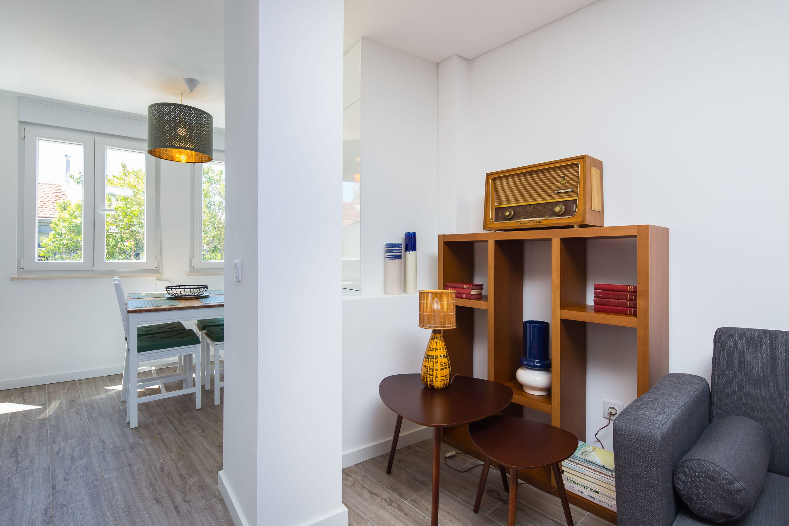 Designer Flats in Lapa, 1st floor, right - Neighbor's Window 3