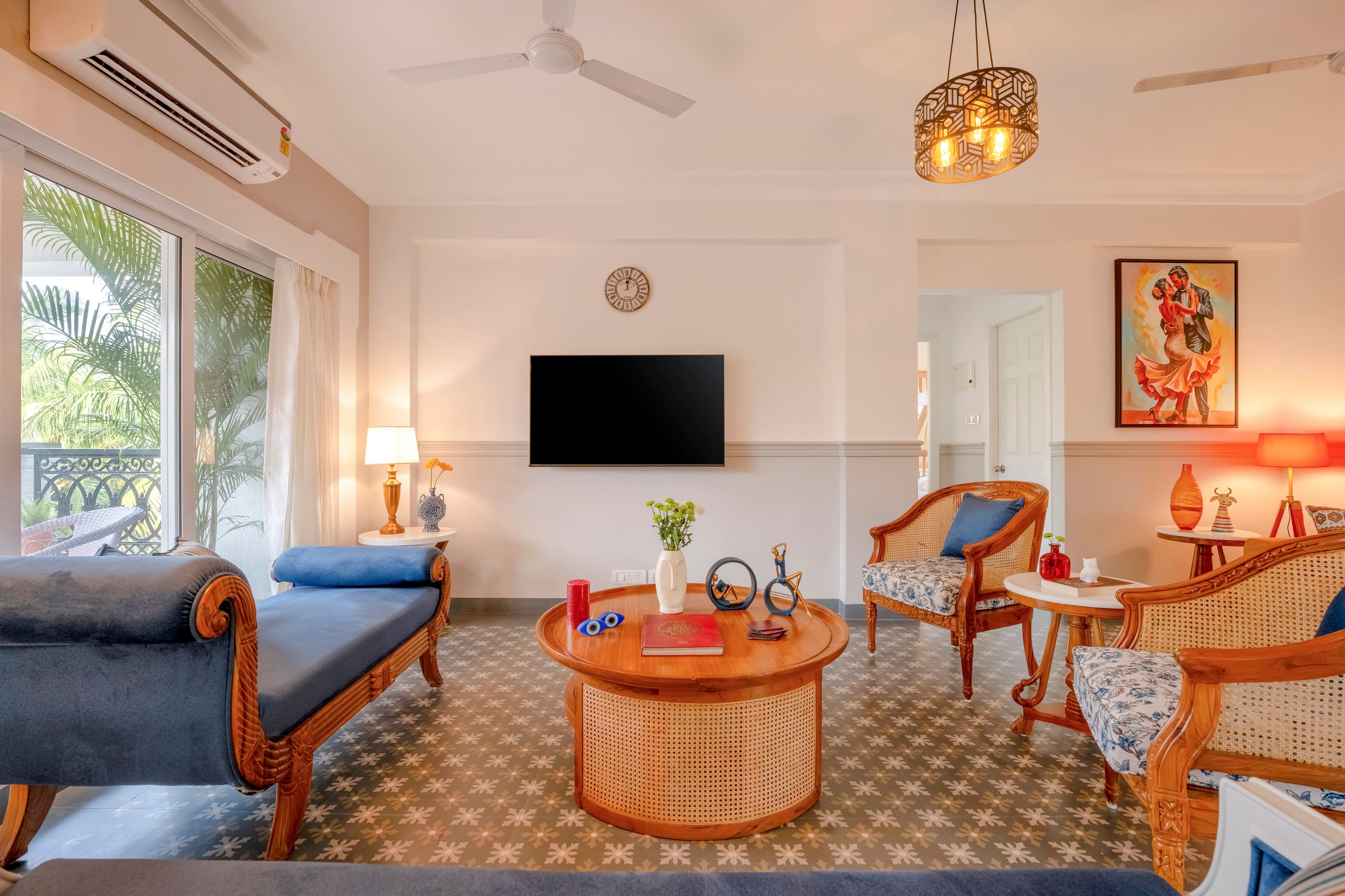 The White House - Luxury 3BHK in Candolim 13