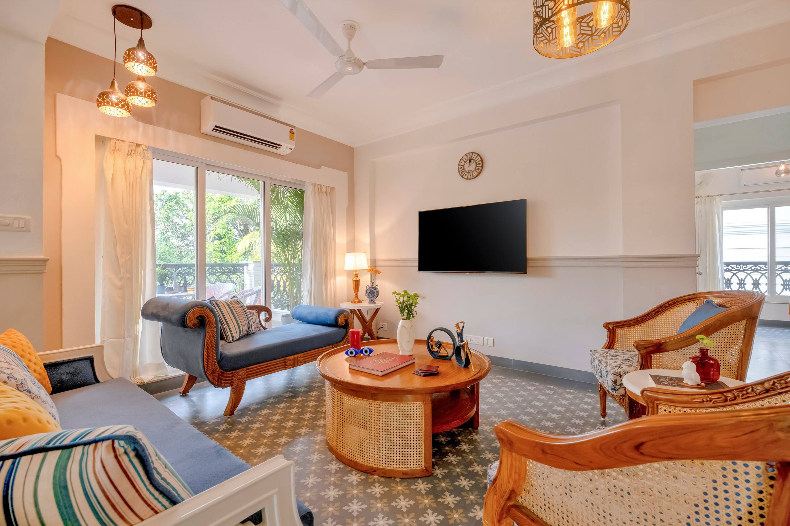 The White House - Luxury 3BHK in Candolim 14
