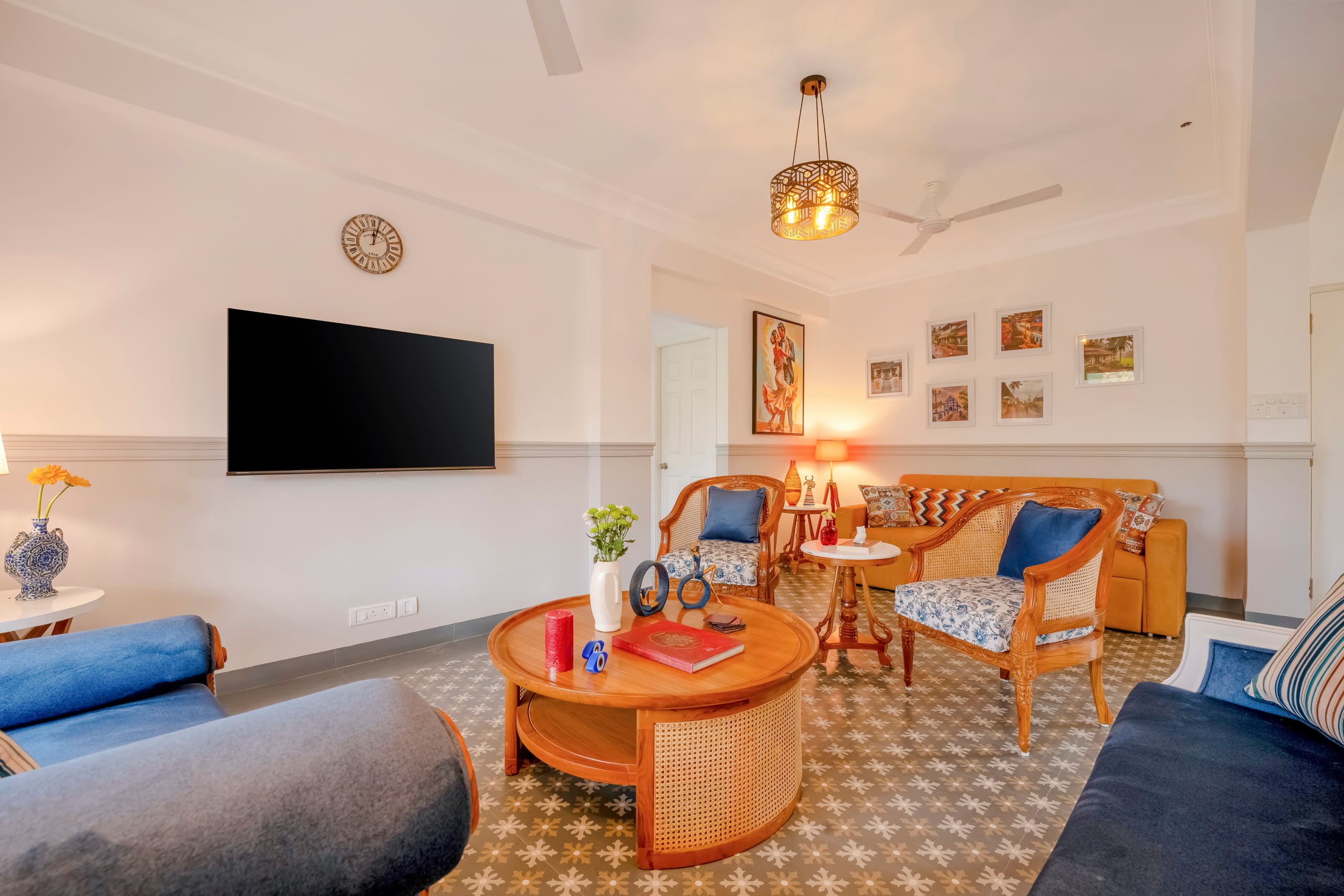 The White House - Luxury 3BHK in Candolim 11