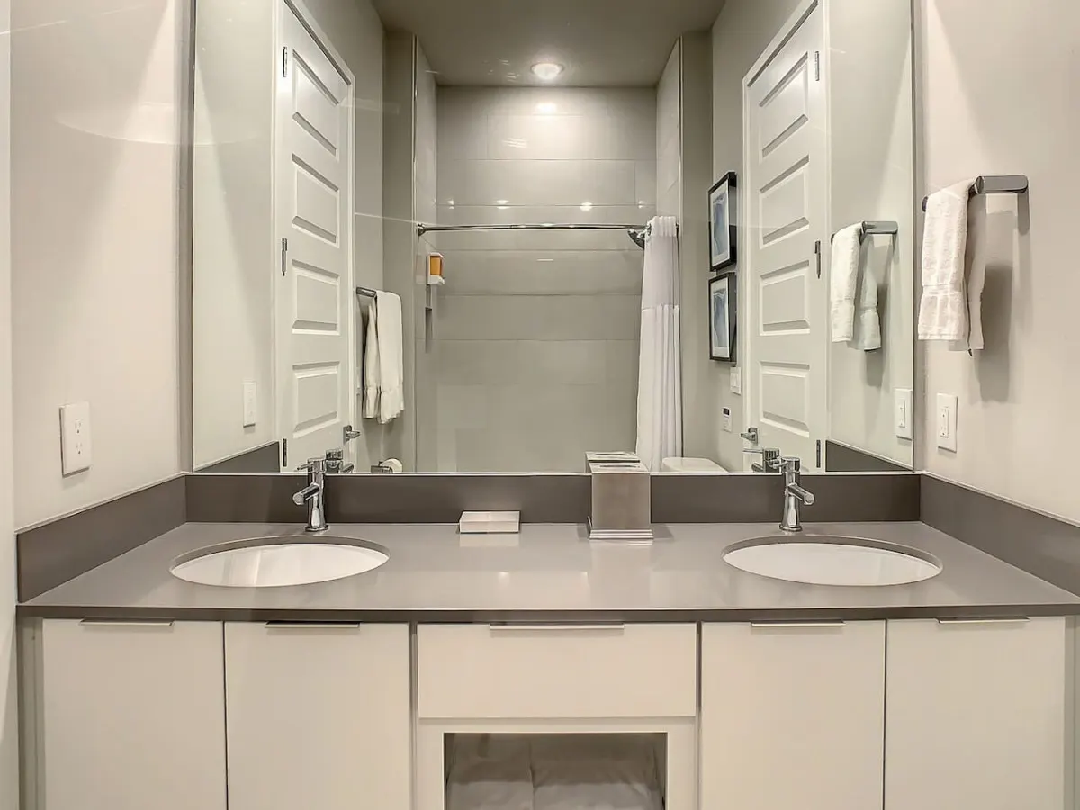 Luxury Resort Style Condo Near Disney-101 12