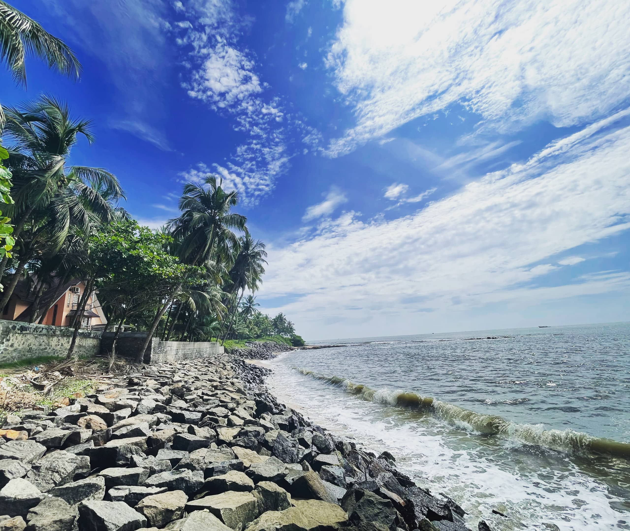 Baywatch Beachfront Villa by Grha 2