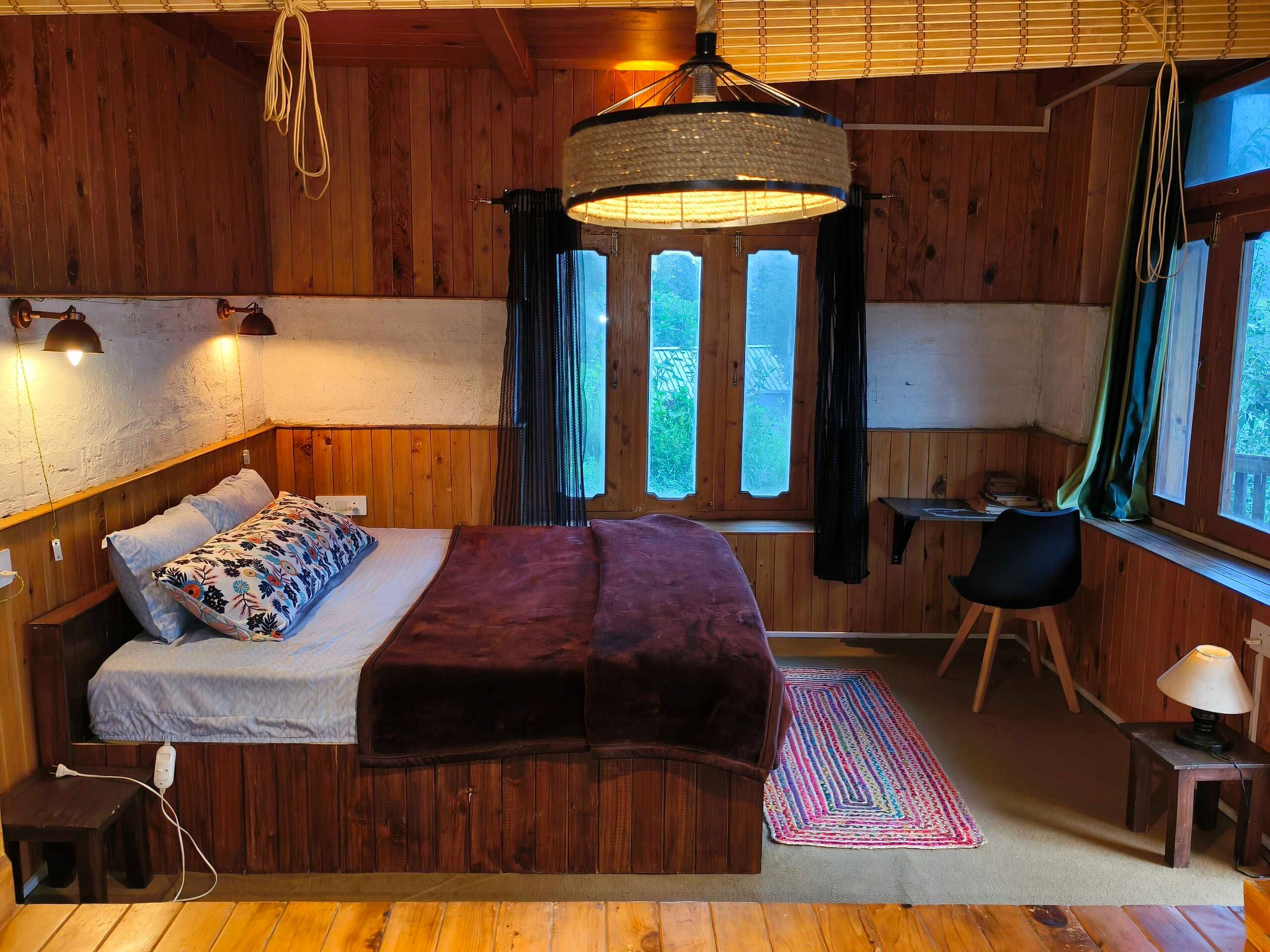 Chaman Cottage Jibhi 12