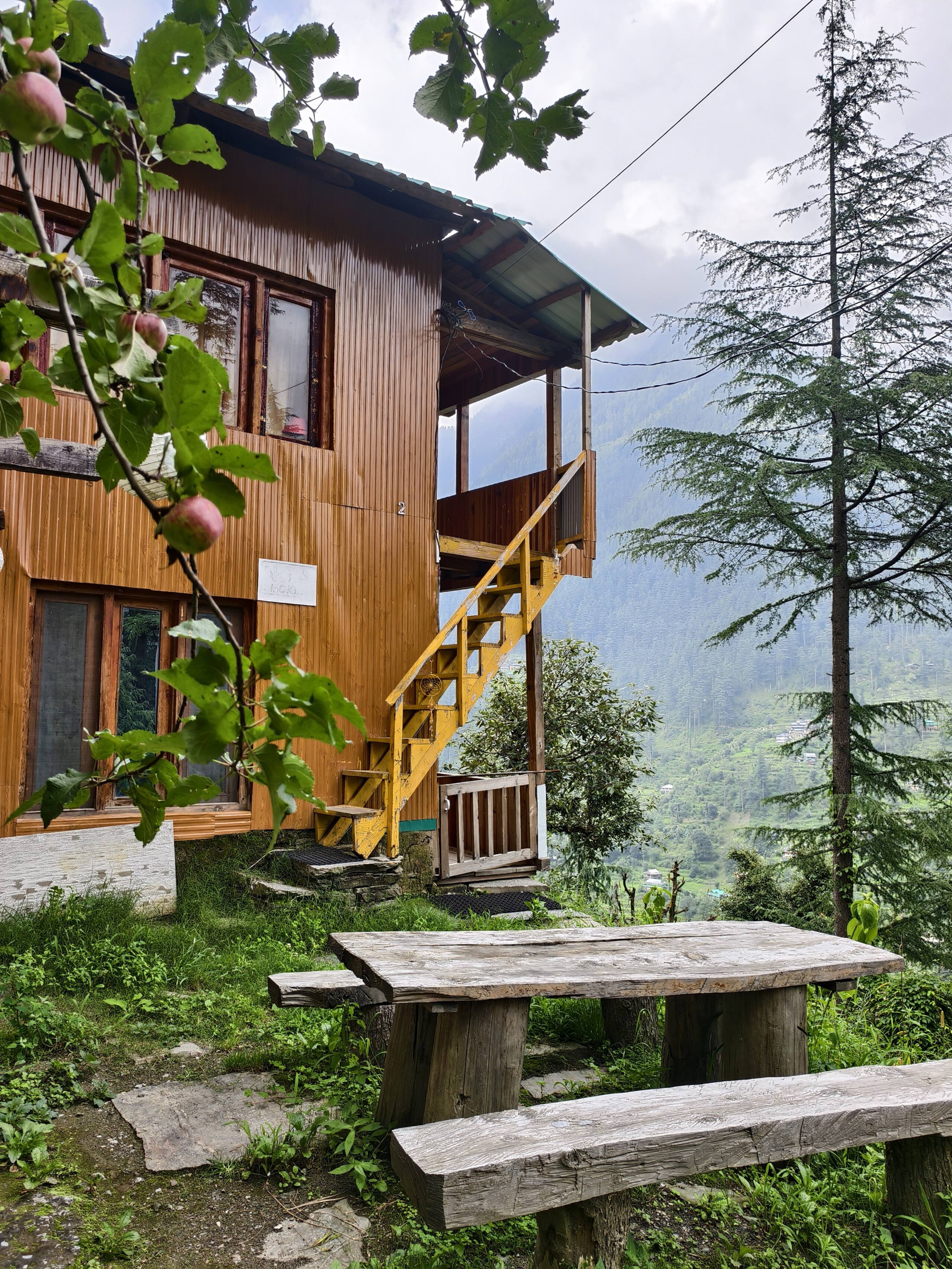 Chaman Cottage Jibhi 1