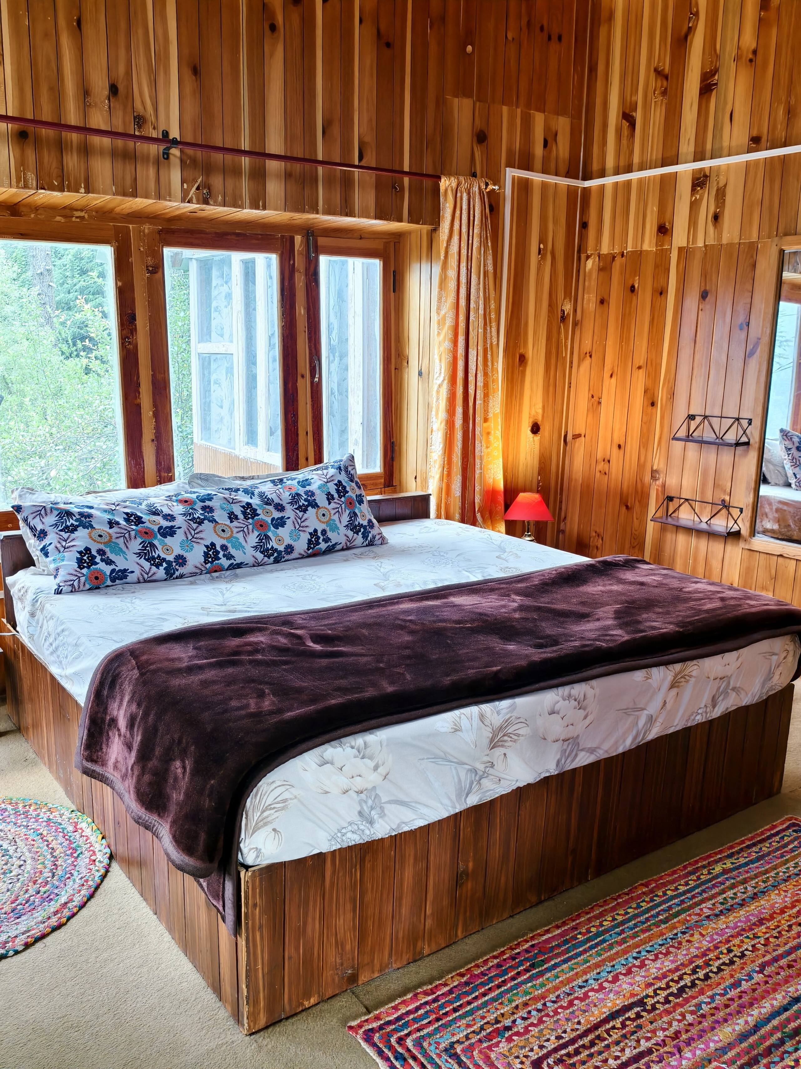 Chaman Cottage Jibhi 6