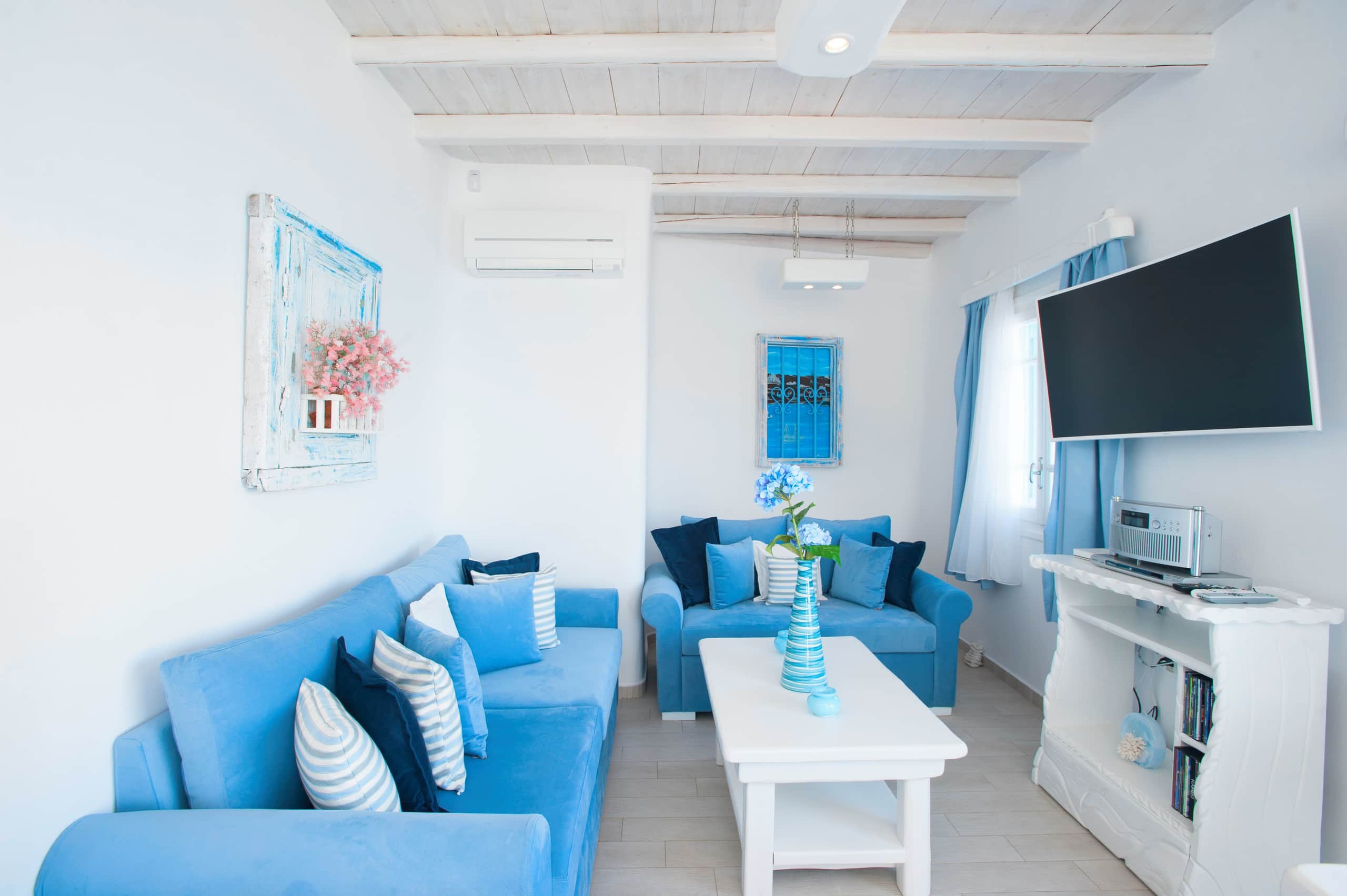 Endless BLUE Beachfront House +Jacuzzi+Parking 7