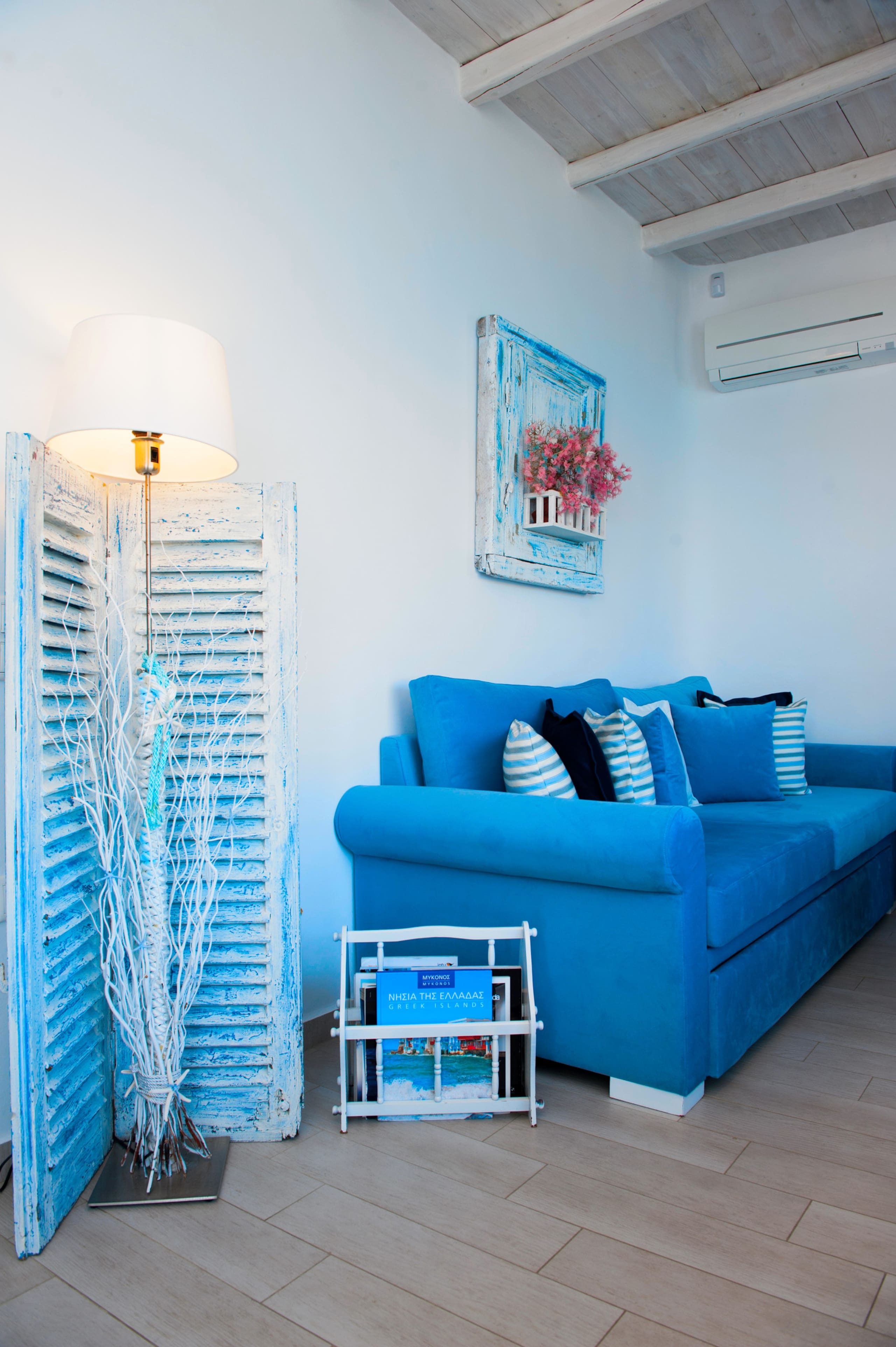 Endless BLUE Beachfront House +Jacuzzi+Parking 14