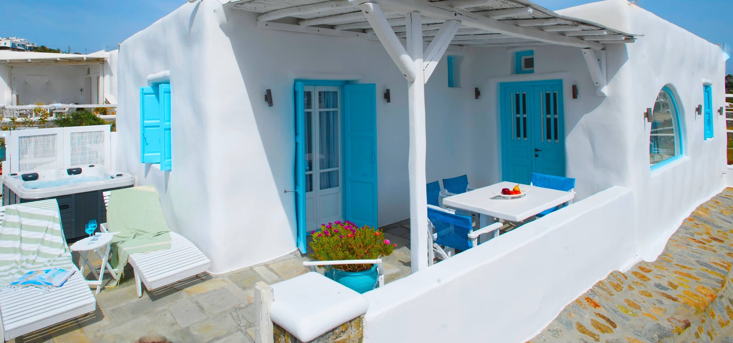 Endless BLUE Beachfront House +Jacuzzi+Parking 27