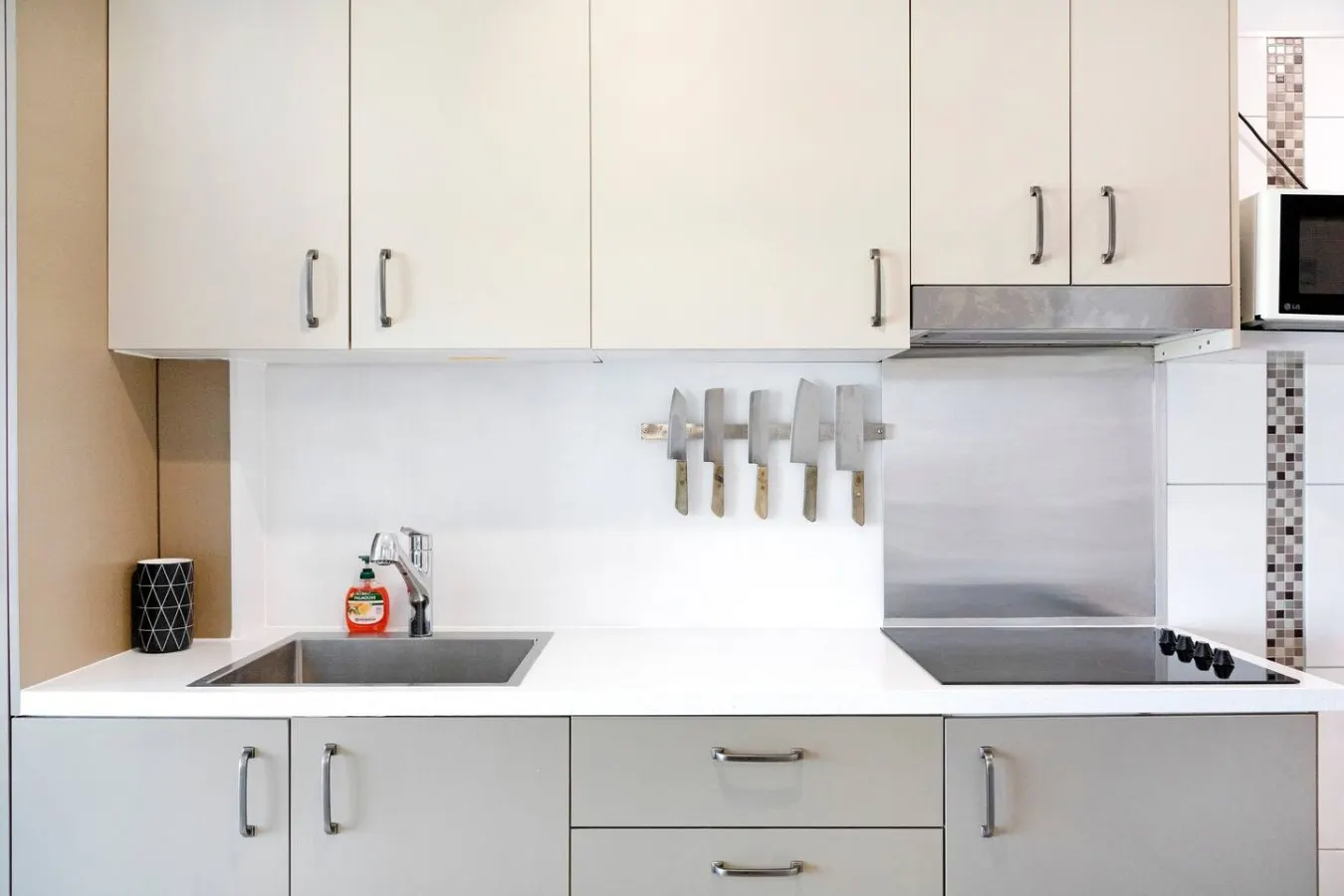 Zen Marina 1BR: Bayview ~ Private Balcony ~ Modern 7
