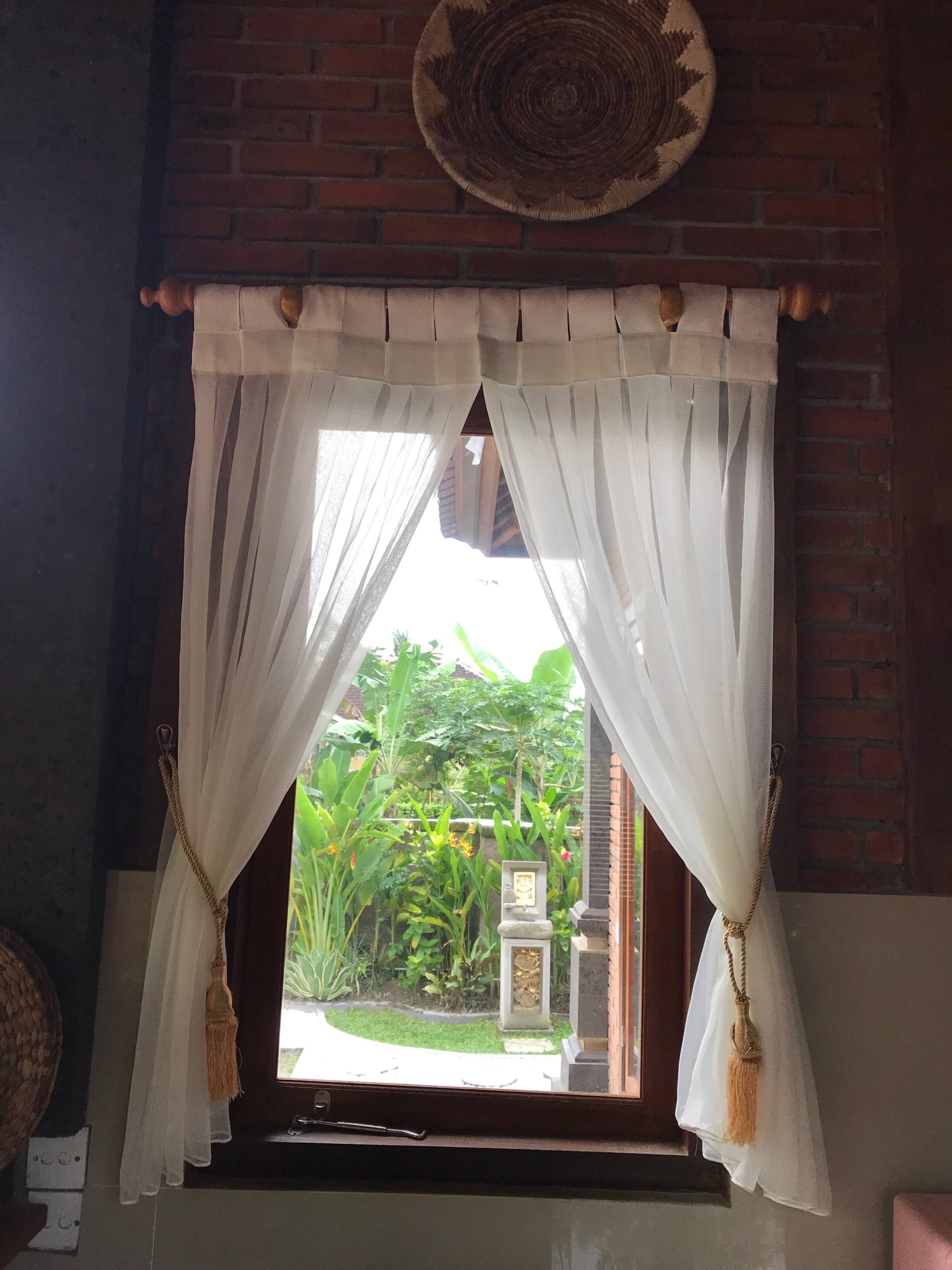The Lili Garden 24