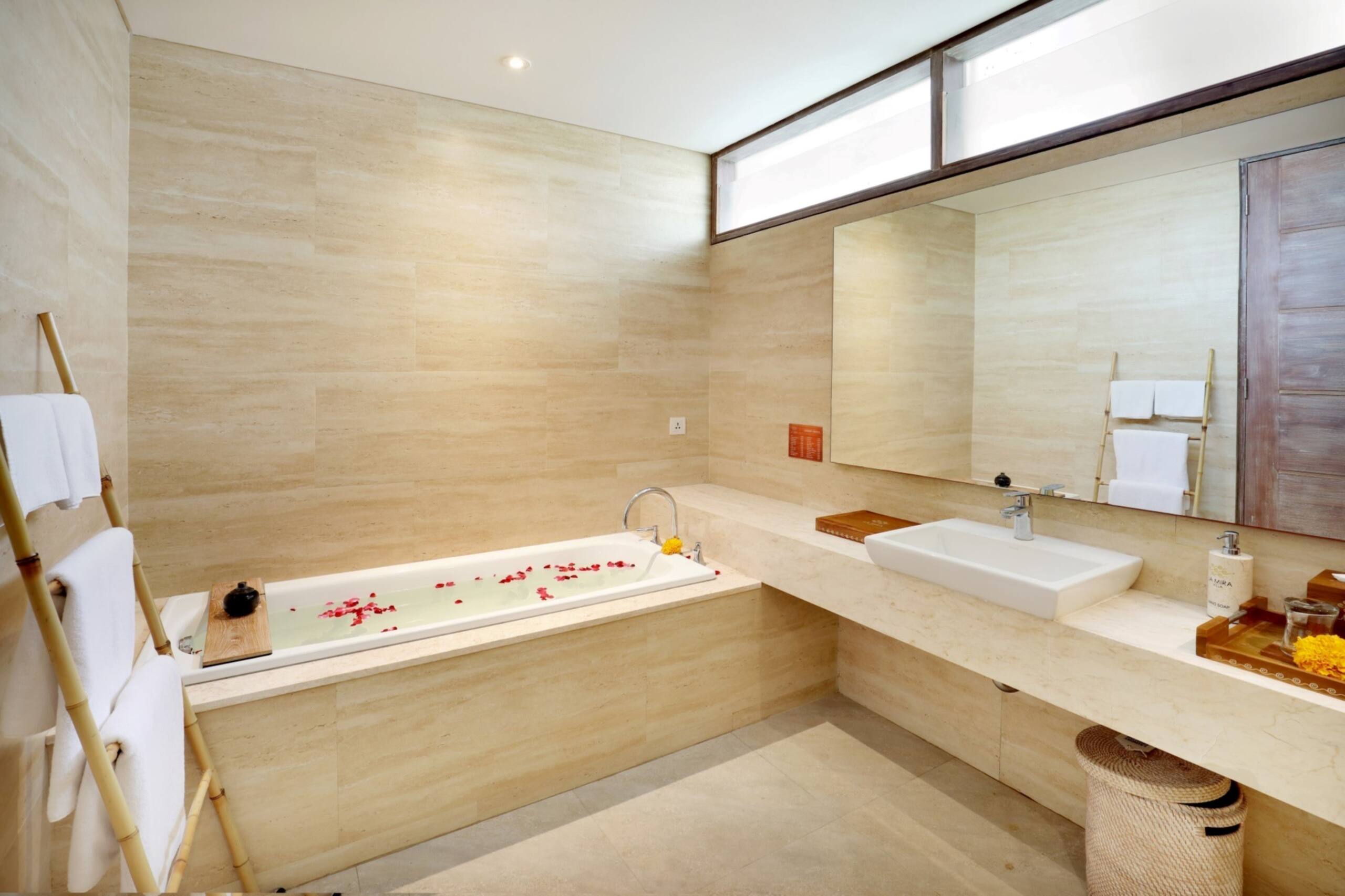 Big 3 Bedrooms in Seminyak 7