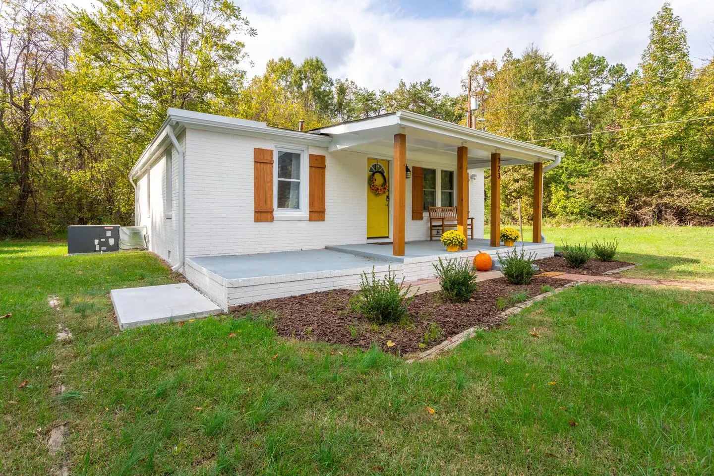 Lovely 2BR Mebane Unit 12
