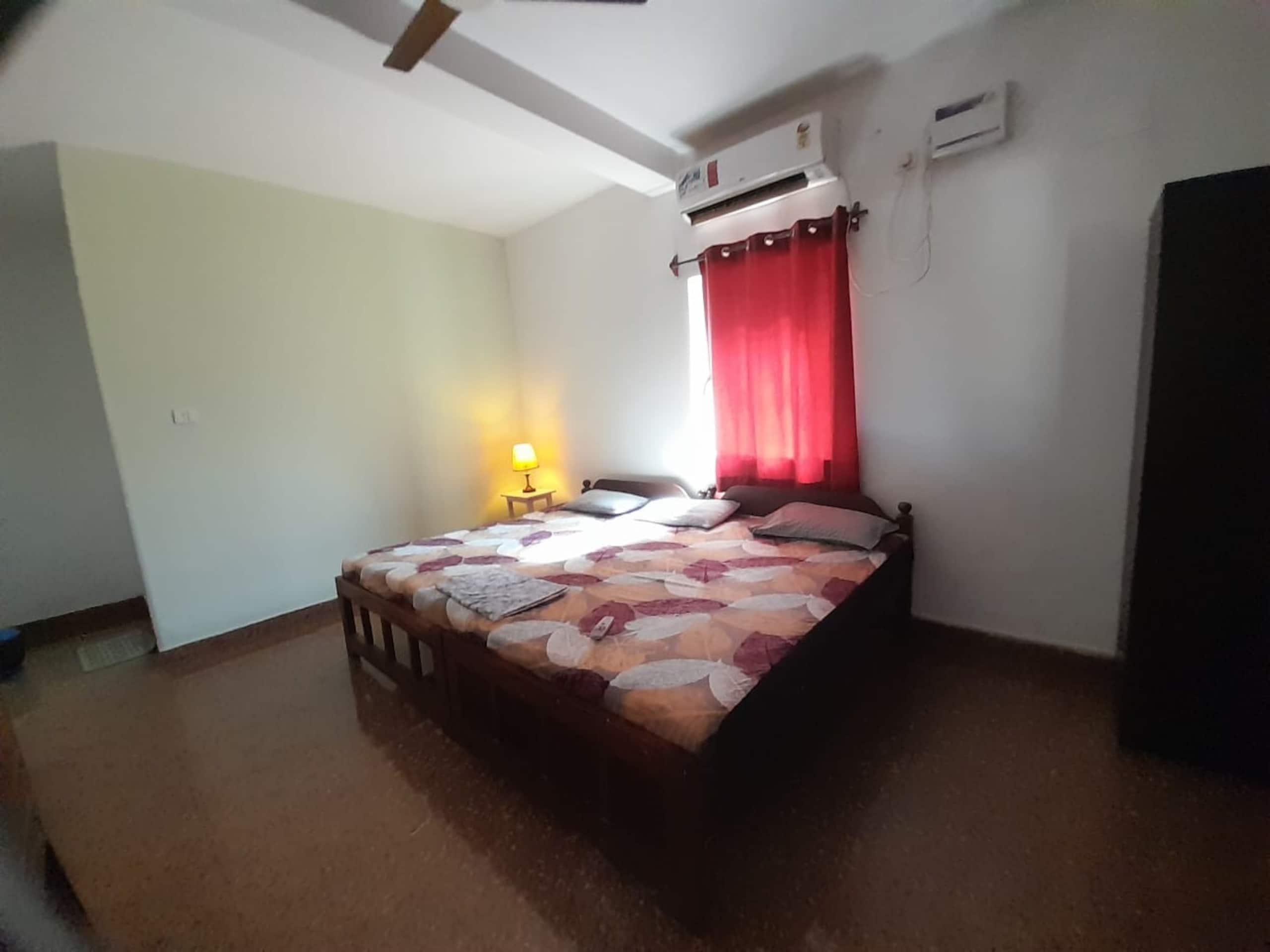 Affordable stay for a group at Baga Beach 15