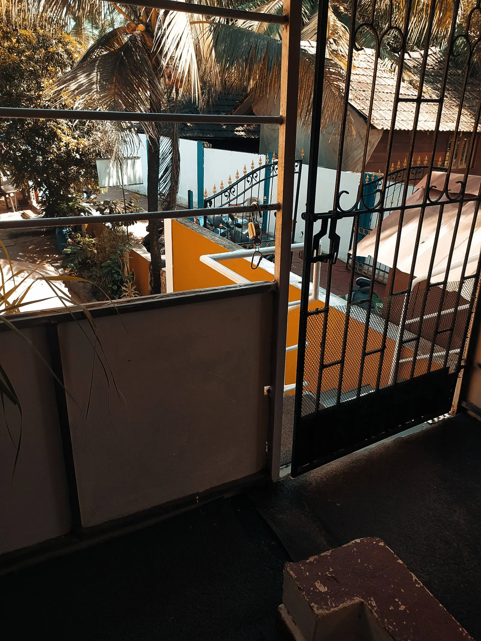 Affordable stay for a group at Baga Beach 22