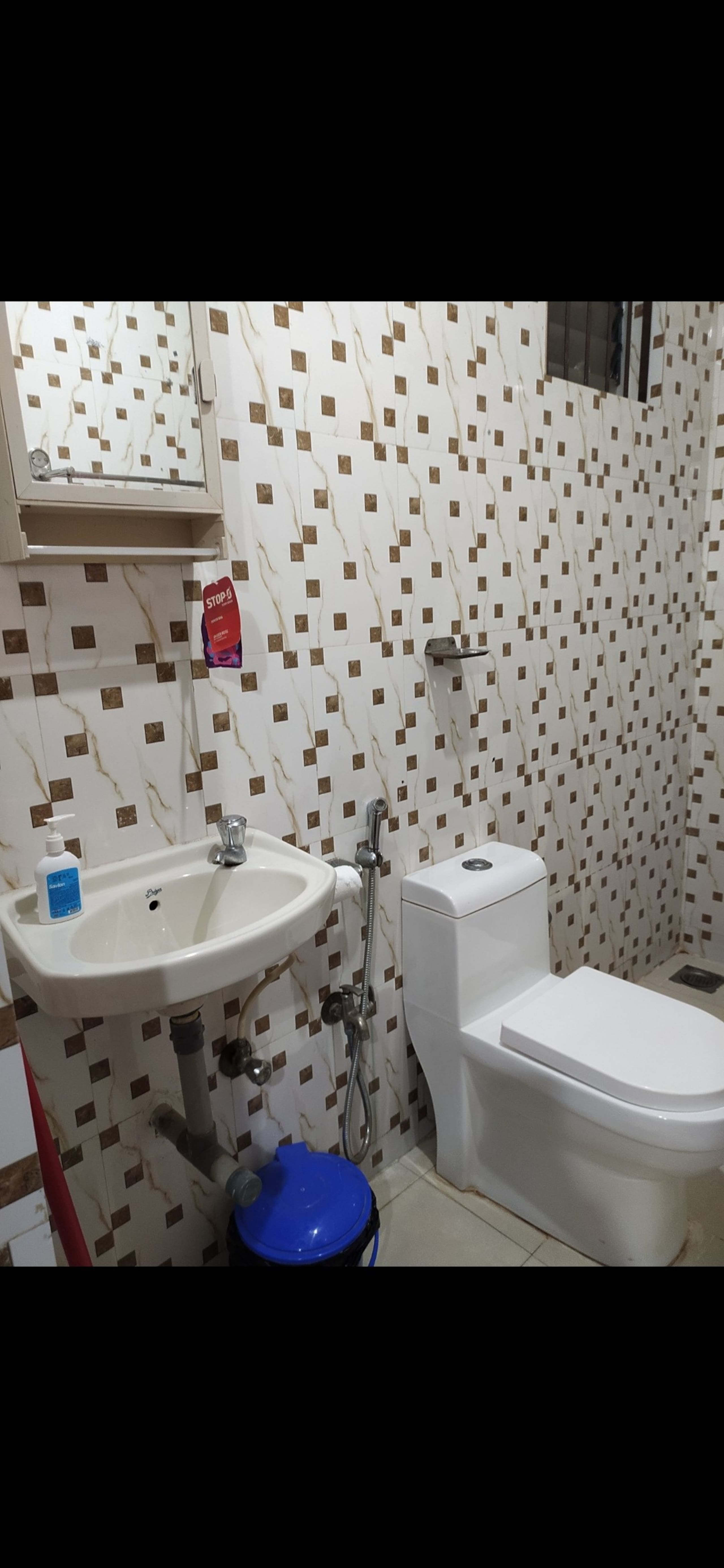 Affordable stay for a group at Baga Beach 14