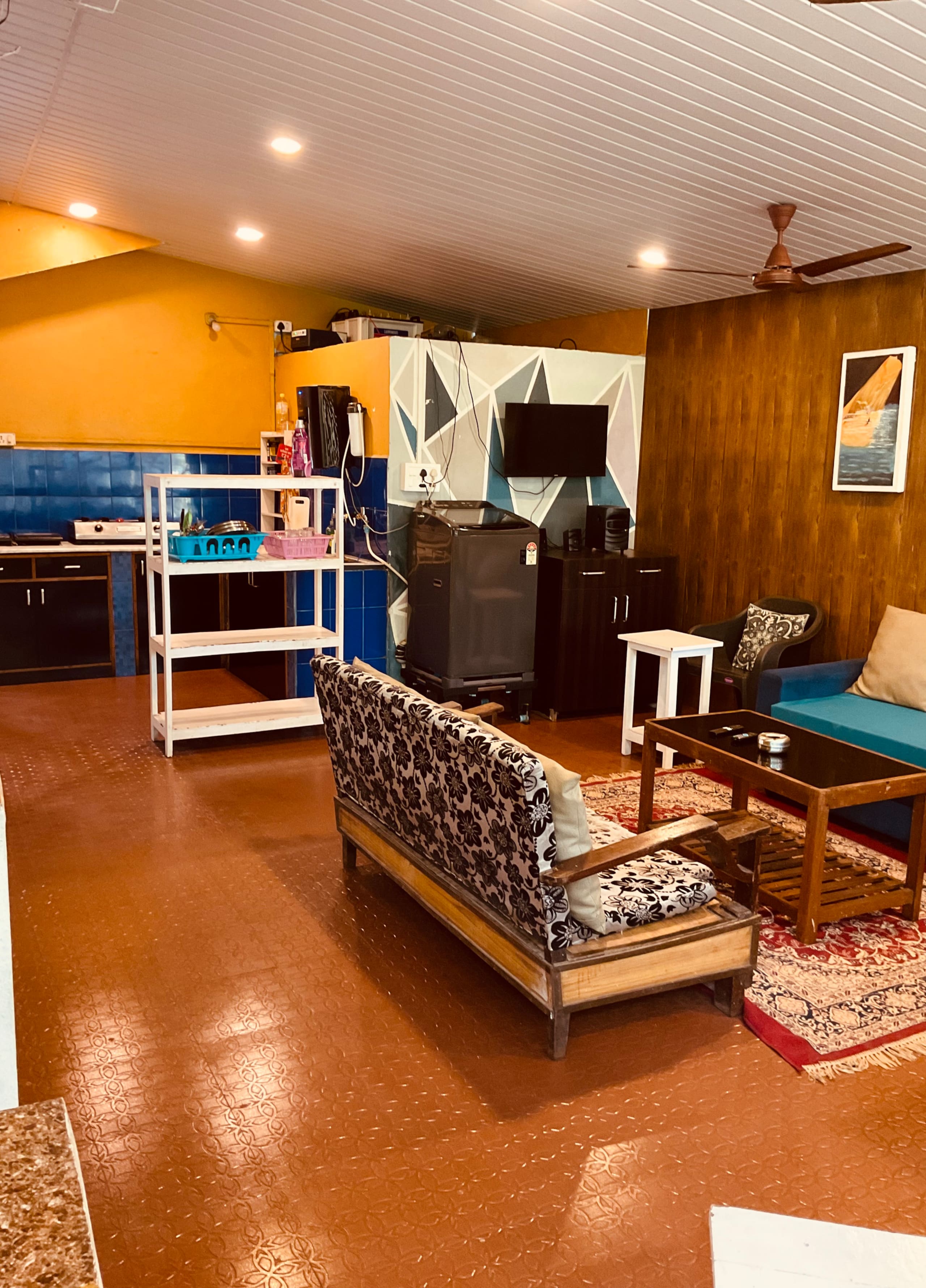 Affordable stay for a group at Baga Beach 8