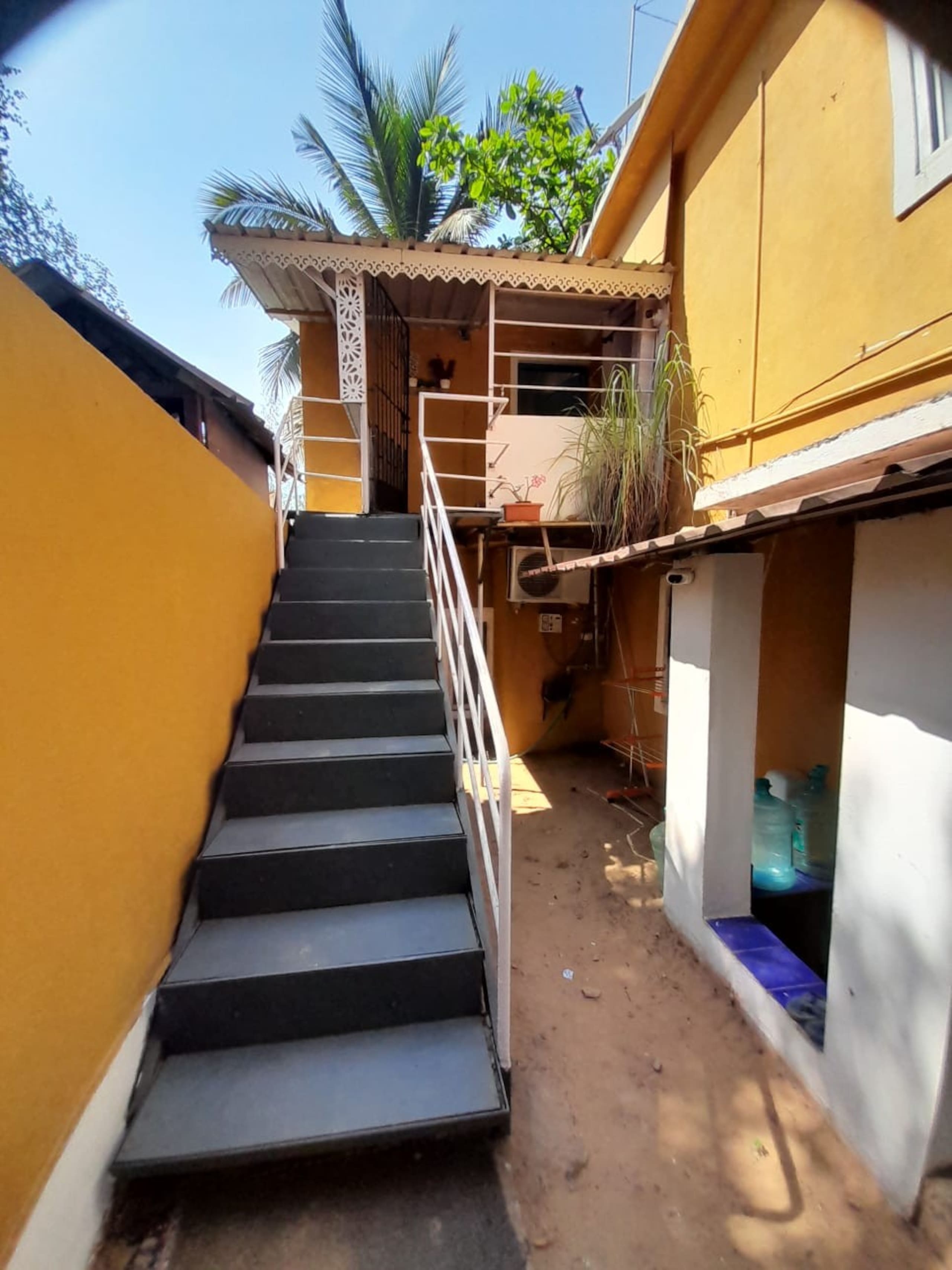Affordable stay for a group at Baga Beach 6