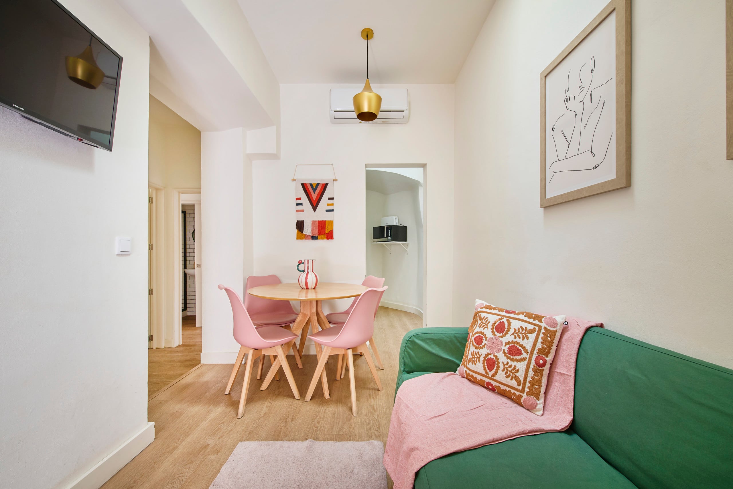 Alfama Village with Air Conditioning, Door 12 1
