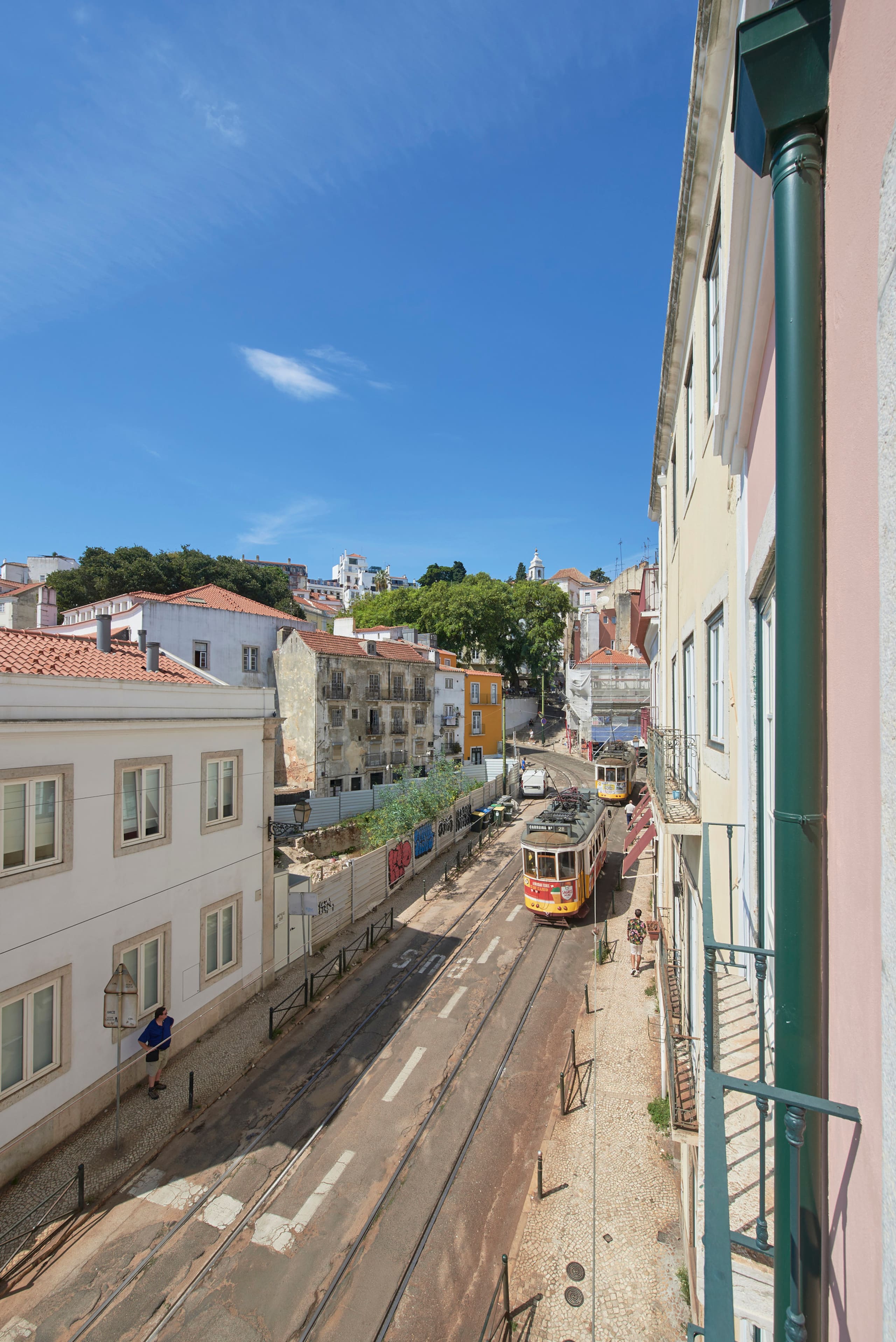 Alfama Village with Air Conditioning, Door 12 21