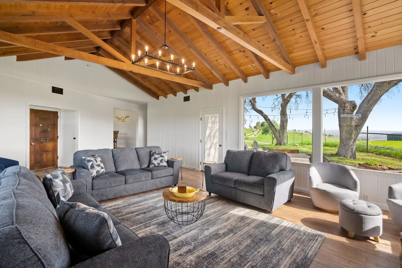 Paso Robles Wine Country Stay, Pool and Views 7