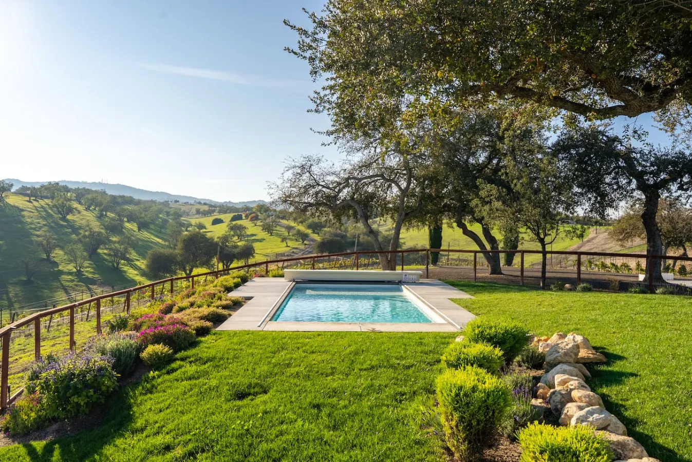 Paso Robles Wine Country Stay, Pool and Views 8