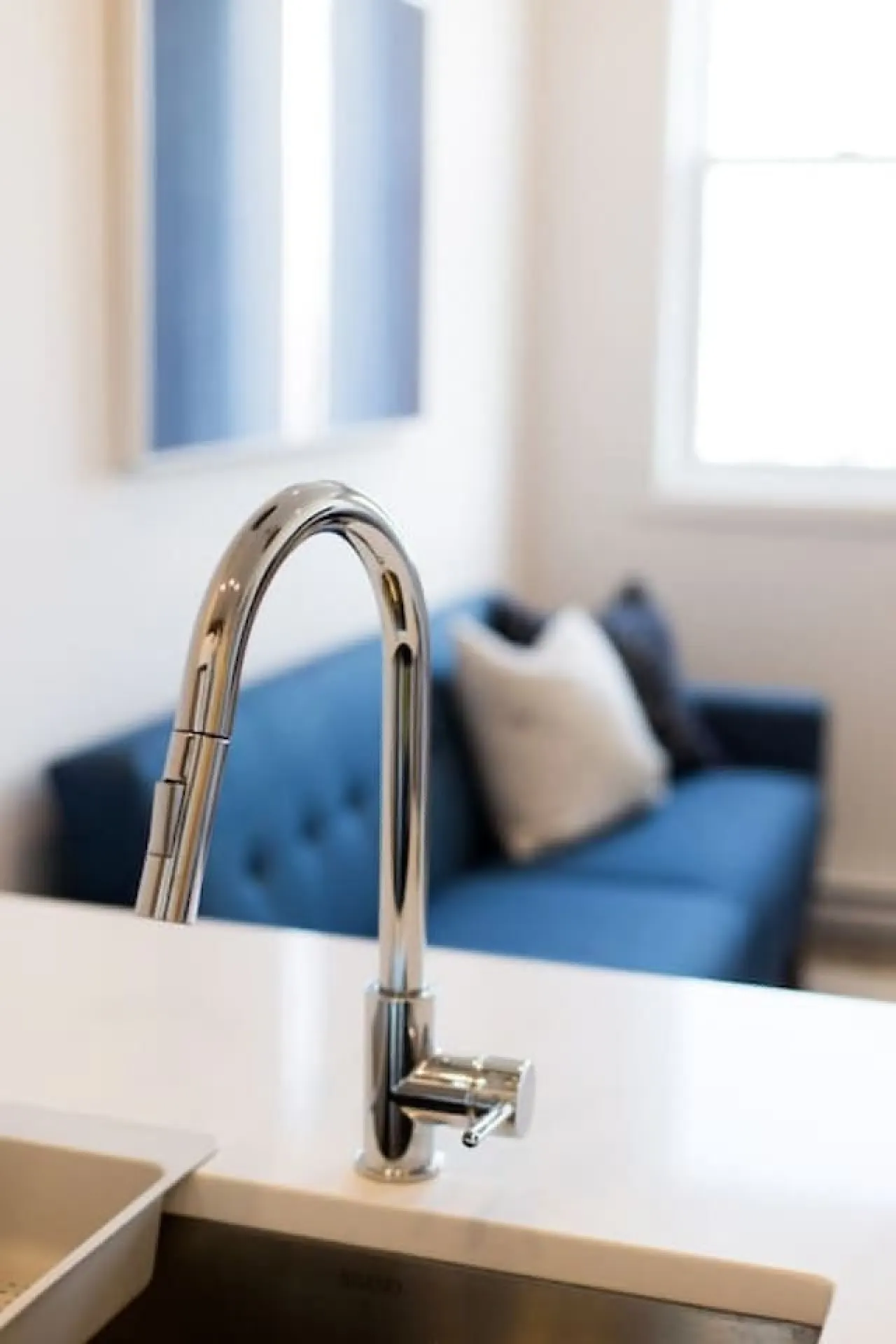 Perfectly Located Mile End 2 Bdr Unit by Denstays - Unit 303 10