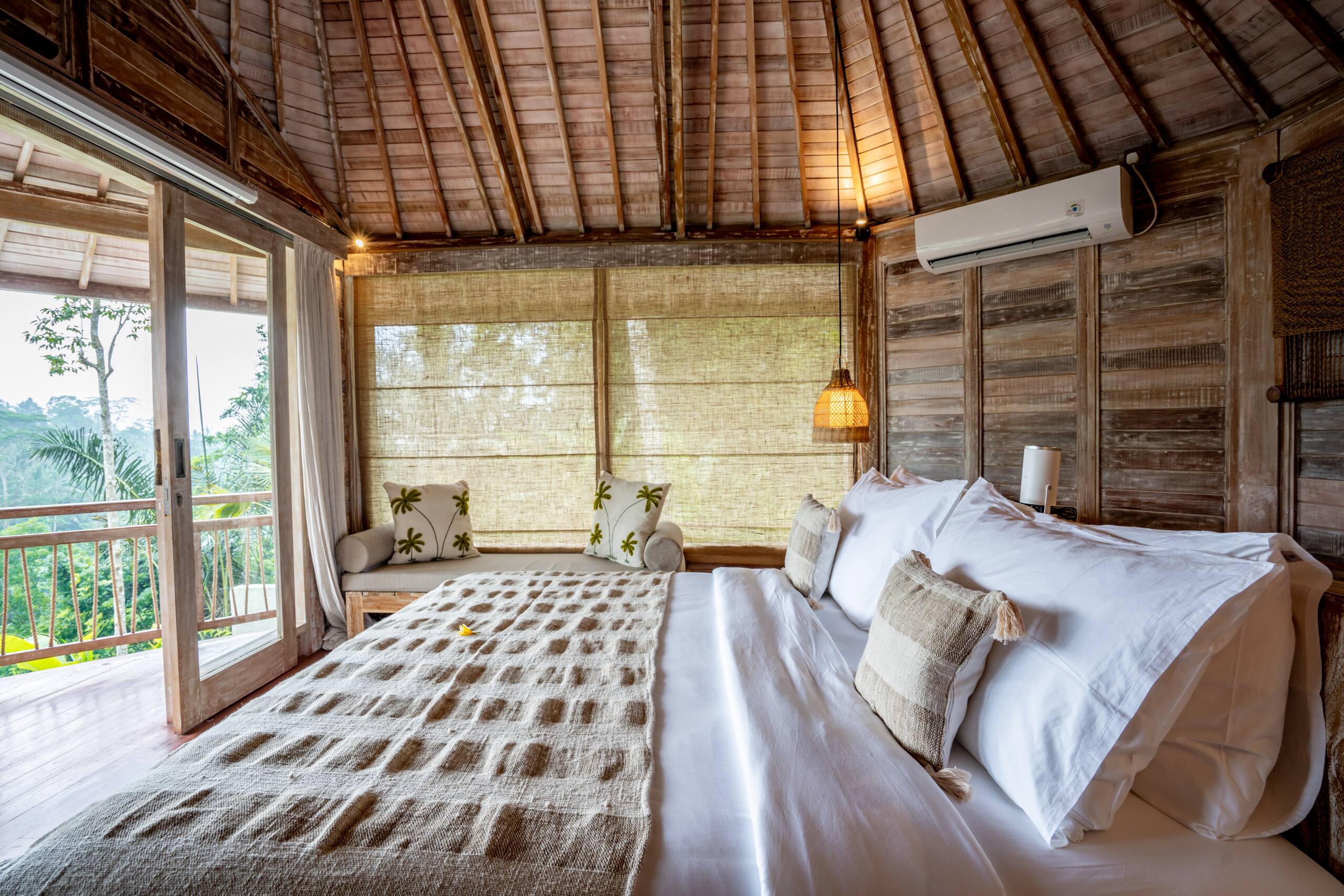 Wooden Villa with Private Pool and Jungle View #3 16