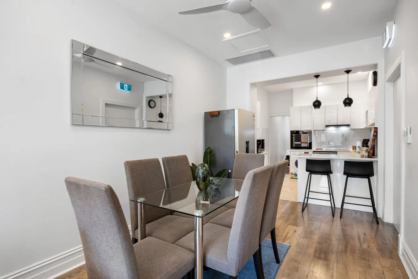 Lume Outlook—A Well-connected Balcony Stay — photo 2