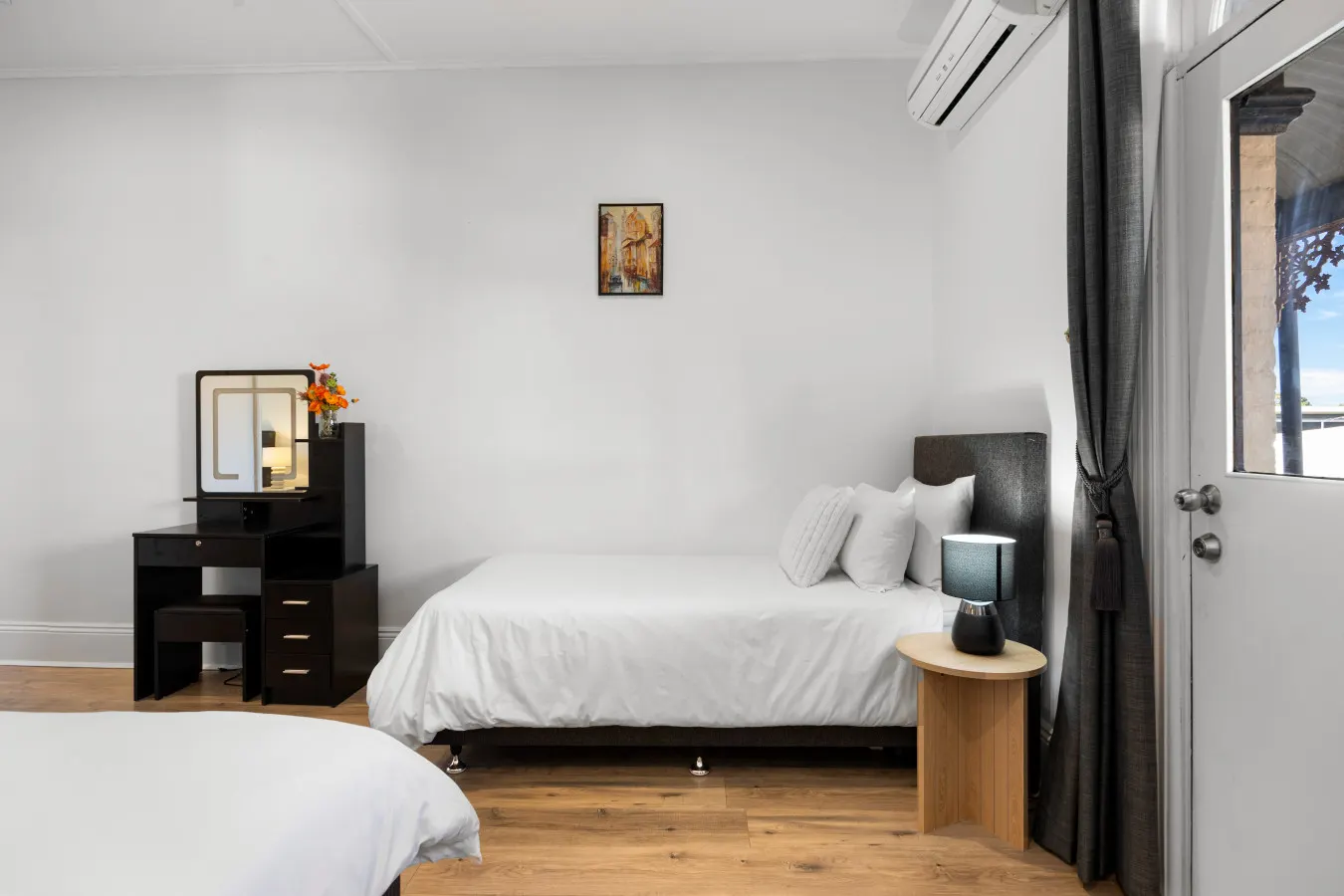 Lume Outlook—A Well-connected Balcony Stay 9