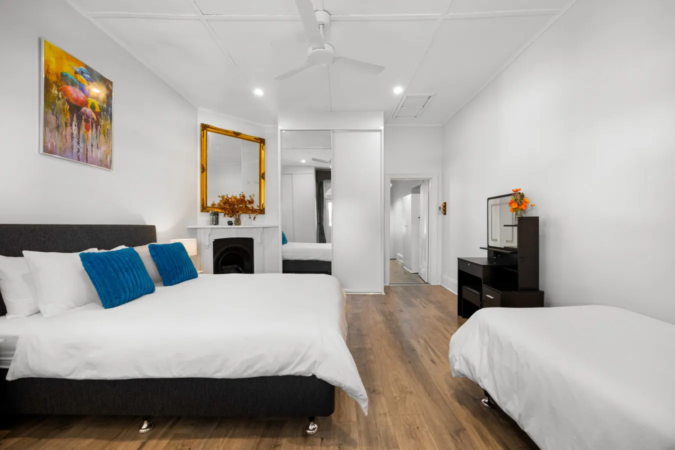 Lume Outlook—A Well-connected Balcony Stay 8