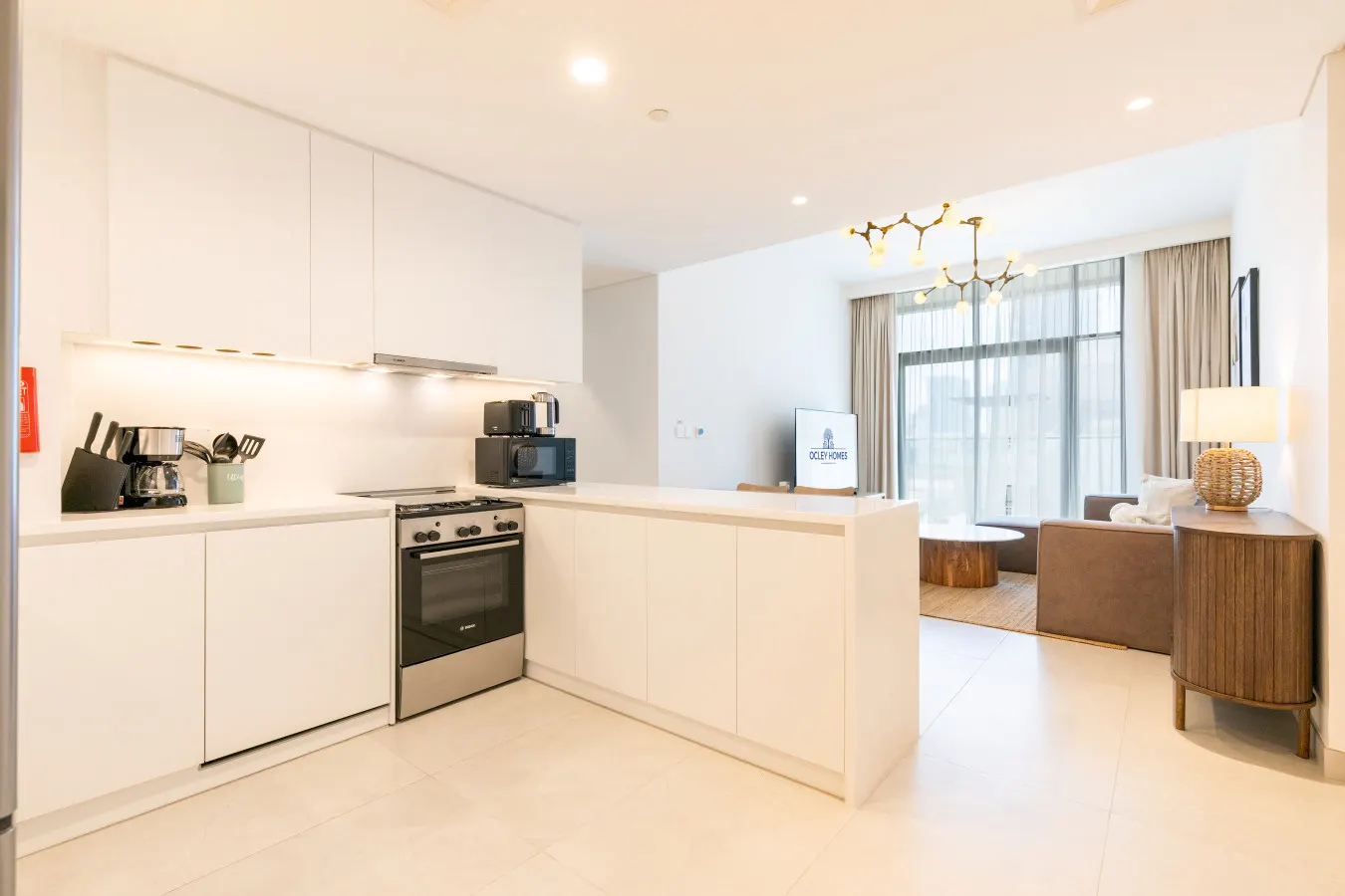 Brand New Home with Fantastic View 10