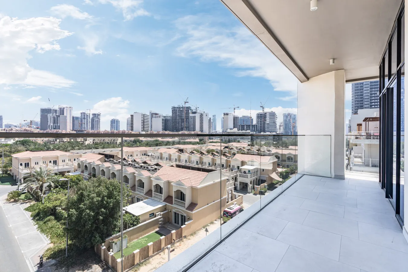 Brand New Home with Fantastic View — photo 3