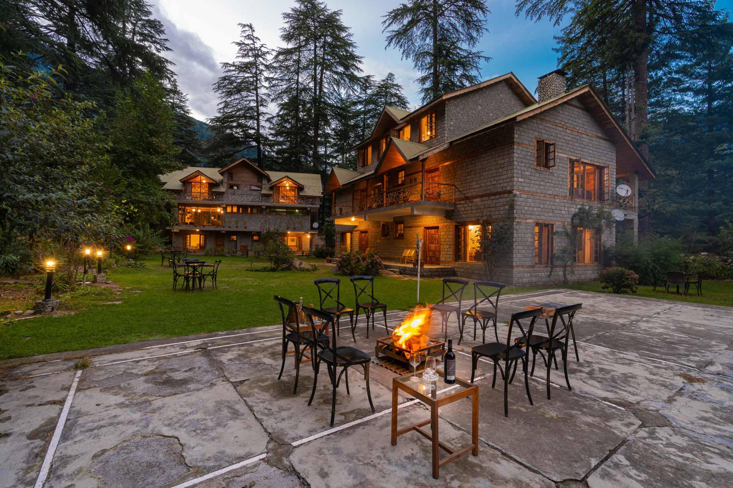 Casa Bella Vista | 3BR, Central Manali 26