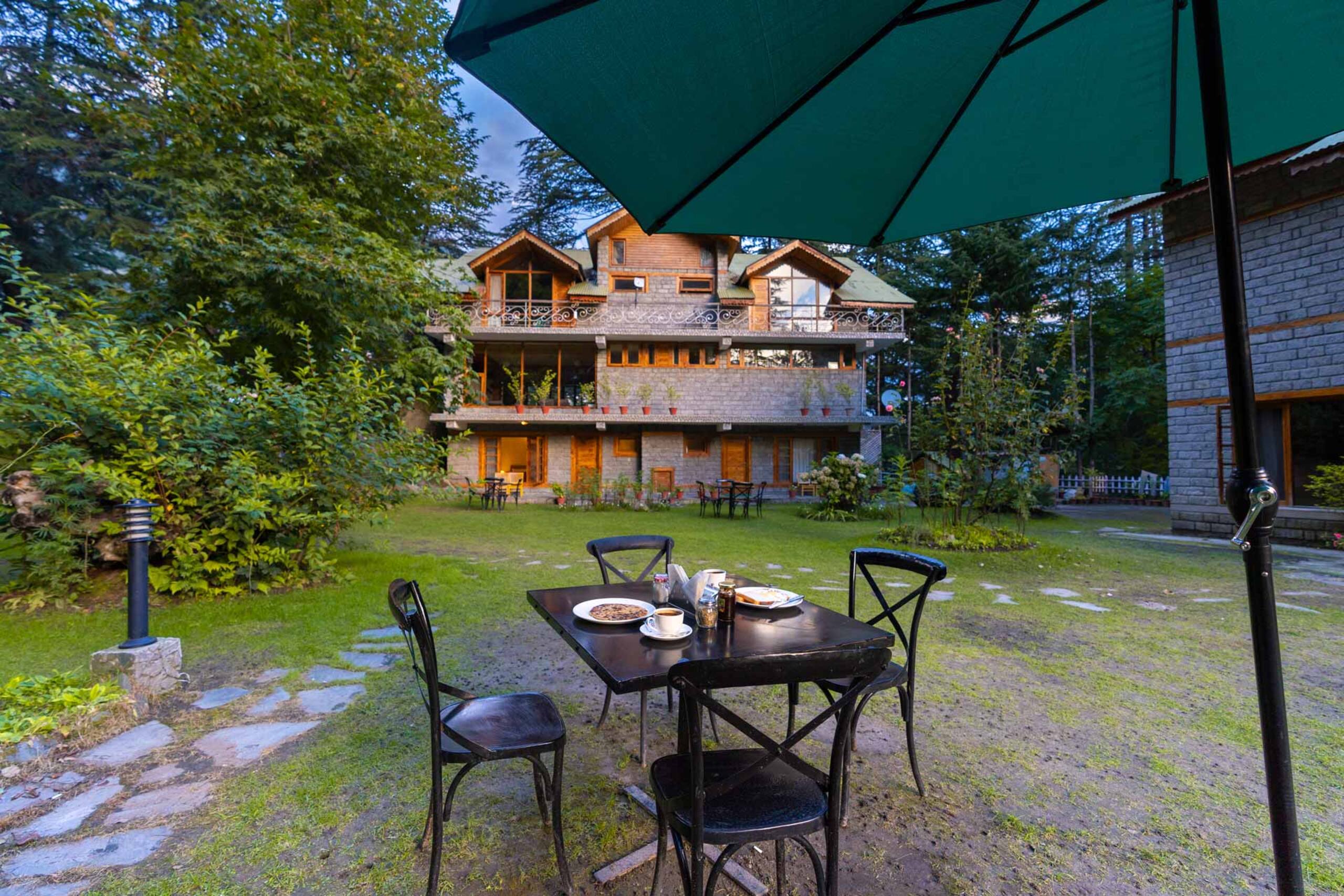 Casa Bella Vista | 3BR, Central Manali 22