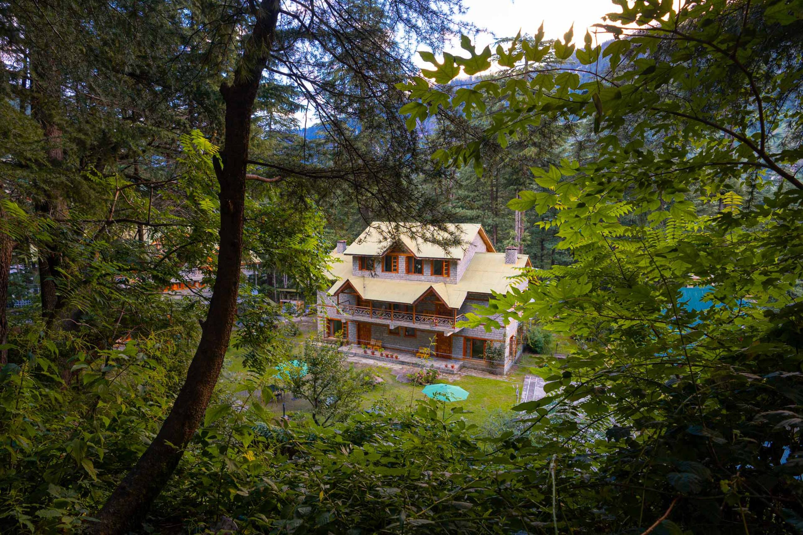 Casa Bella Vista | 3BR, Central Manali 28