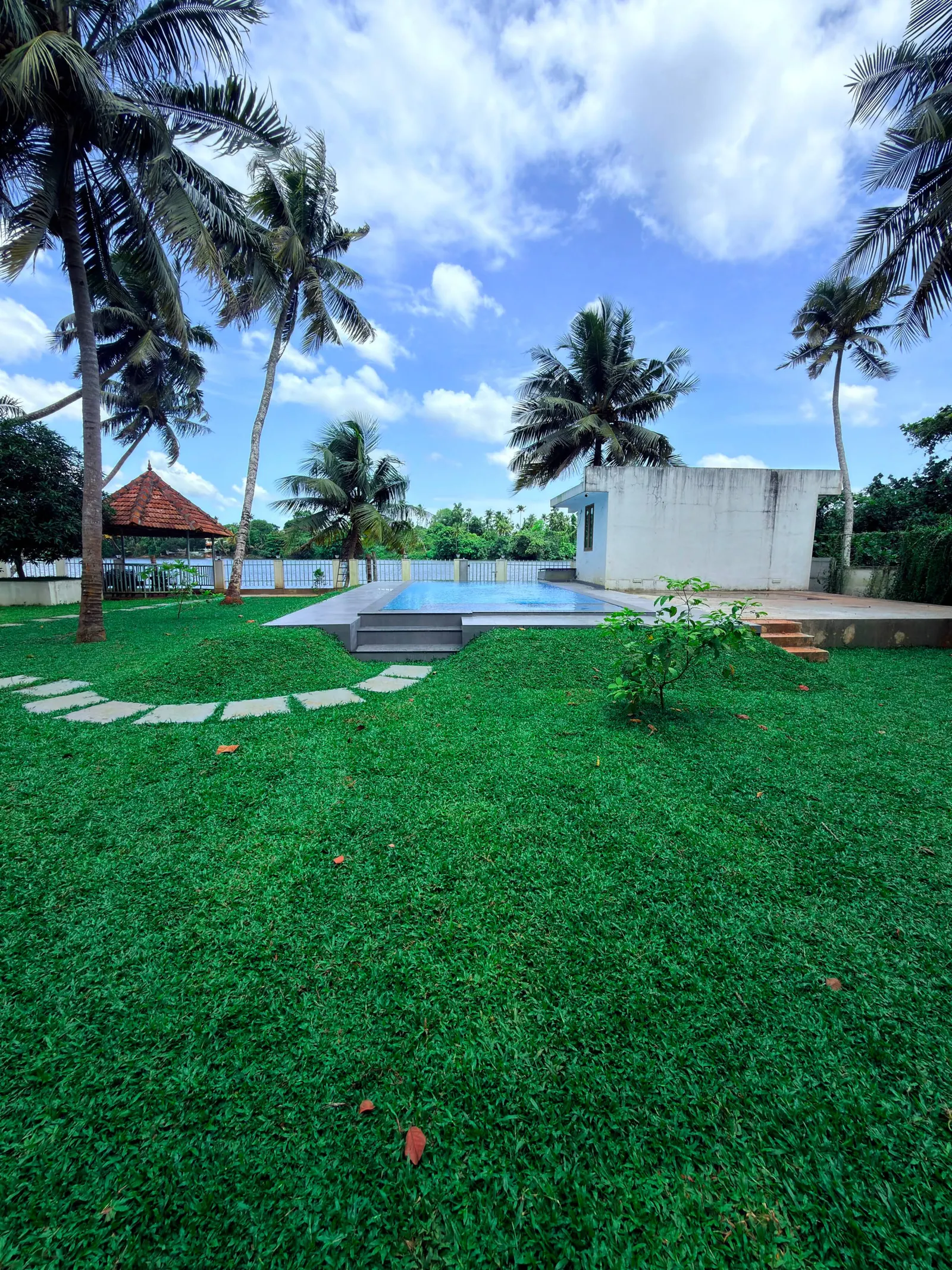 RiverSoul Pool Villa – 2 BHK RIVER FRONT staykochi 2