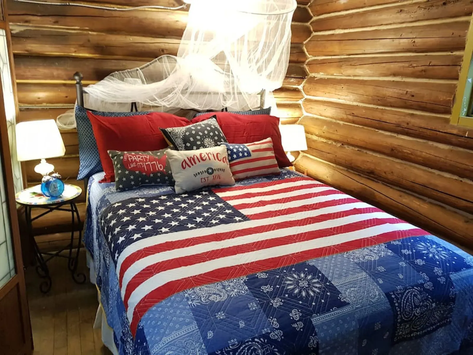 Cozy Log Cabin - Glamping close to Bethel Center 13