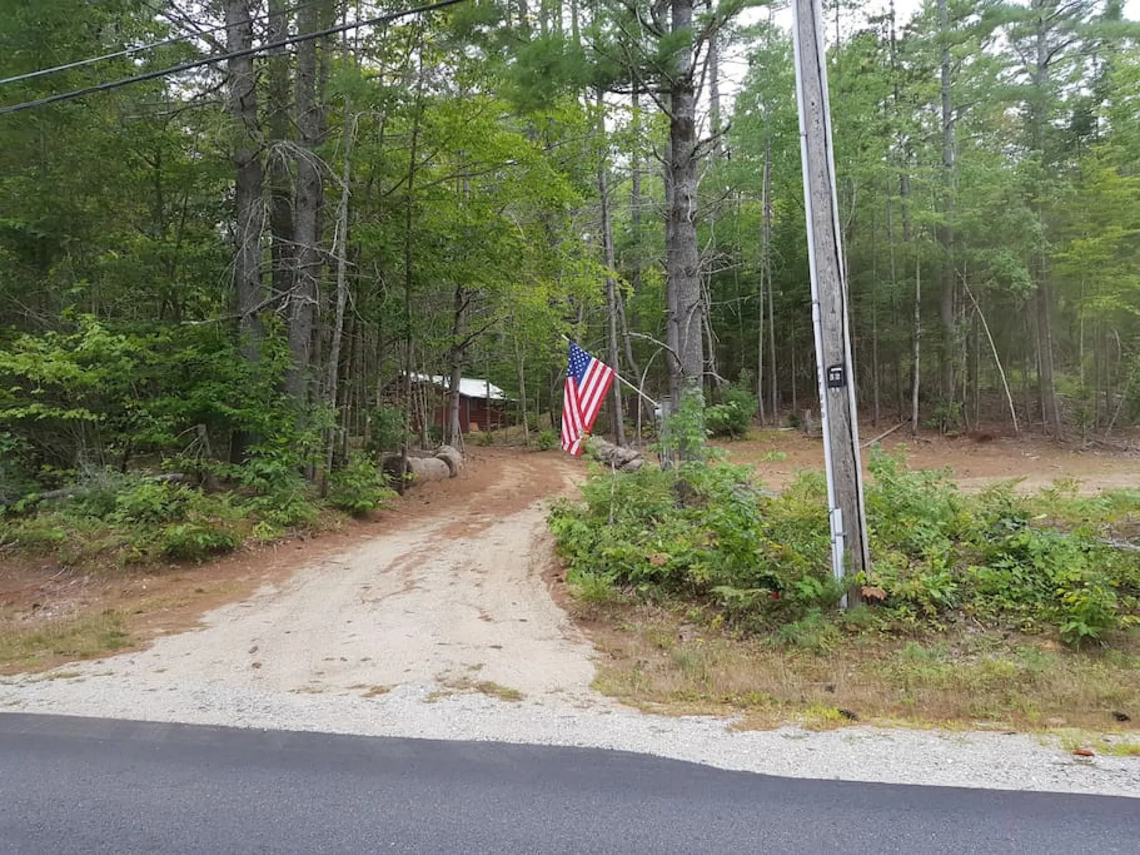 Cozy Log Cabin - Glamping close to Bethel Center 18