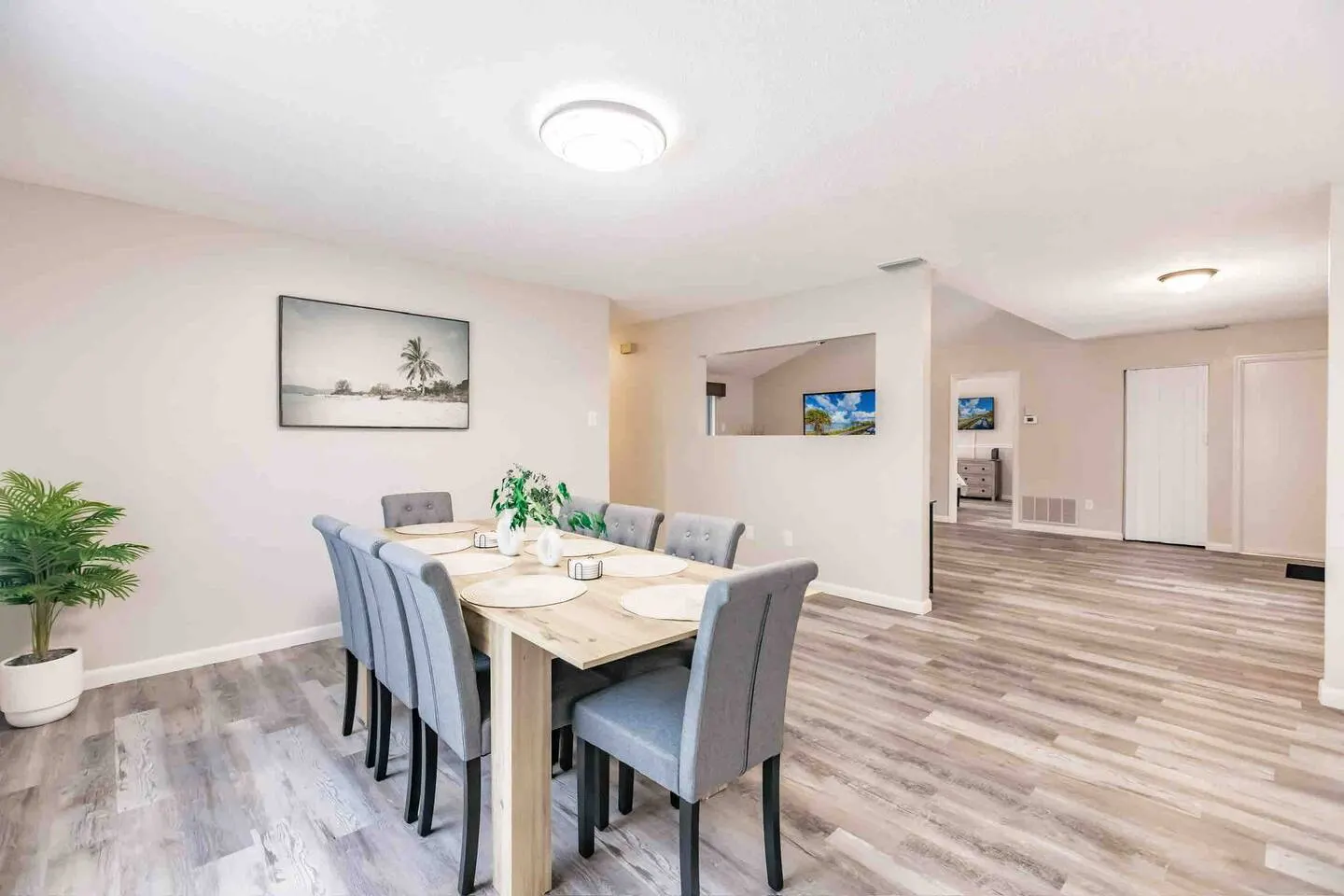 Poolside Oasis-5 Miles from Venice Beach 7