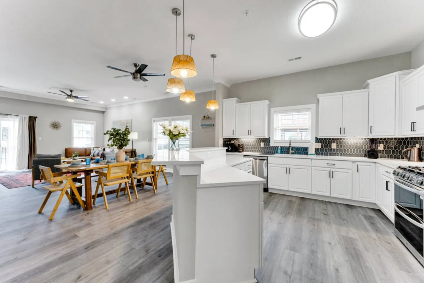 Dog-Friendly VB Condo Near the Oceanfront 8