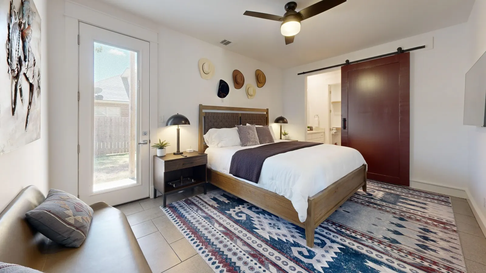 The Station - Luxury Stay in Aggieland — photo 5