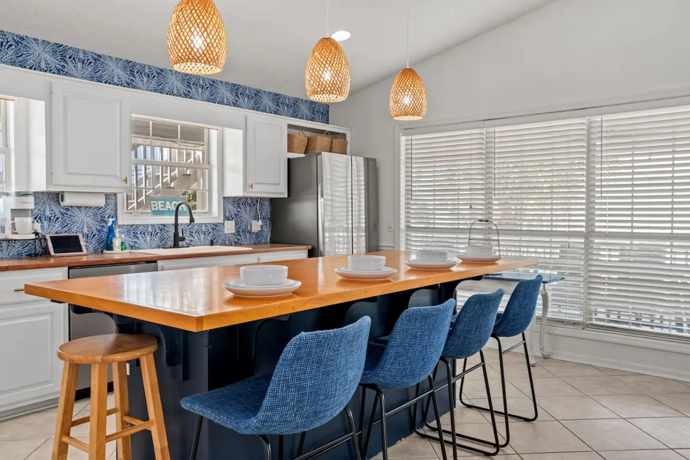 Sunnyside Up ~ Pool, Hot Tub & Golf Cart, Just 2 Blocks from Beach 9
