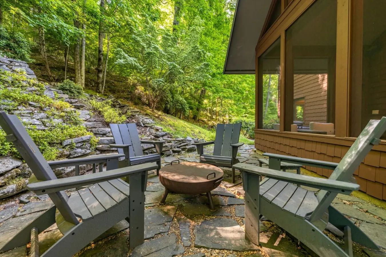 Boone Retreat Hot Tub, Putting Green & Game Room 9