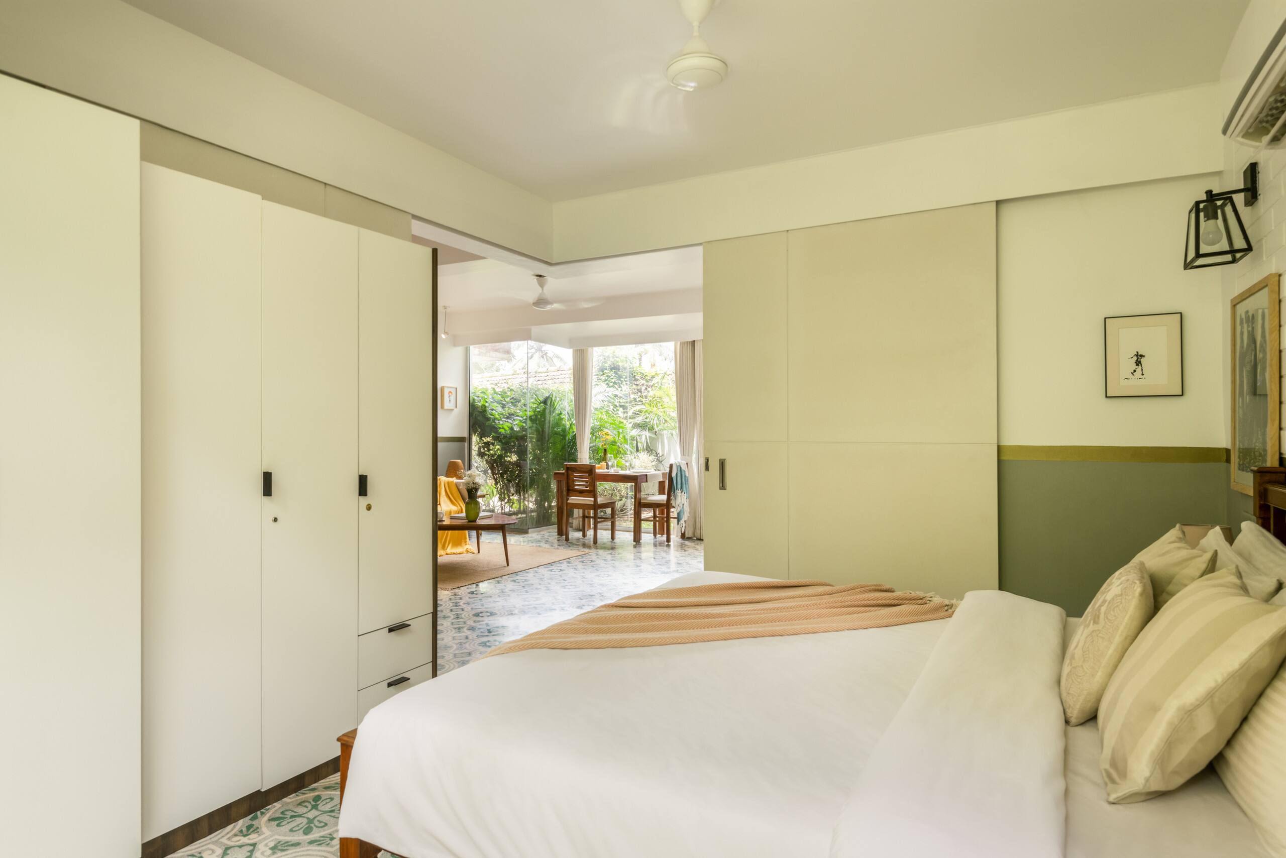 ElRaso 1BHK Pool & Pvt Garden Inverter AC 16