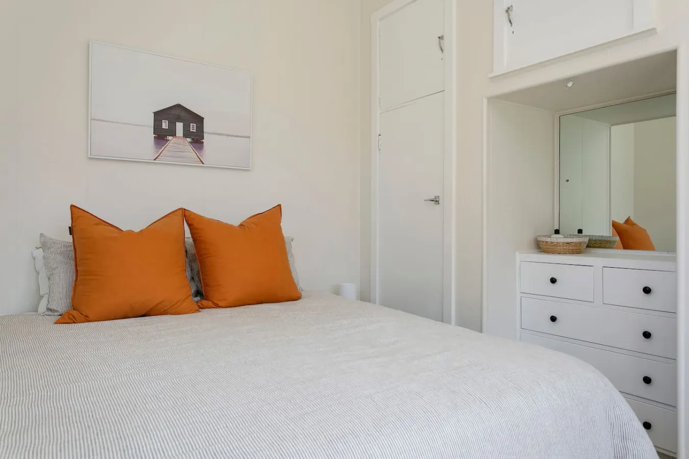 Mere Cottage 17