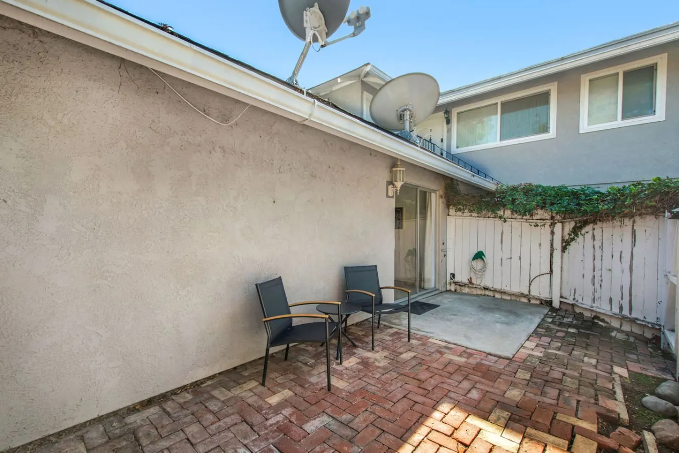 Monthly Rental Near South Coast Plaza | 3Bed2Bath — photo 3