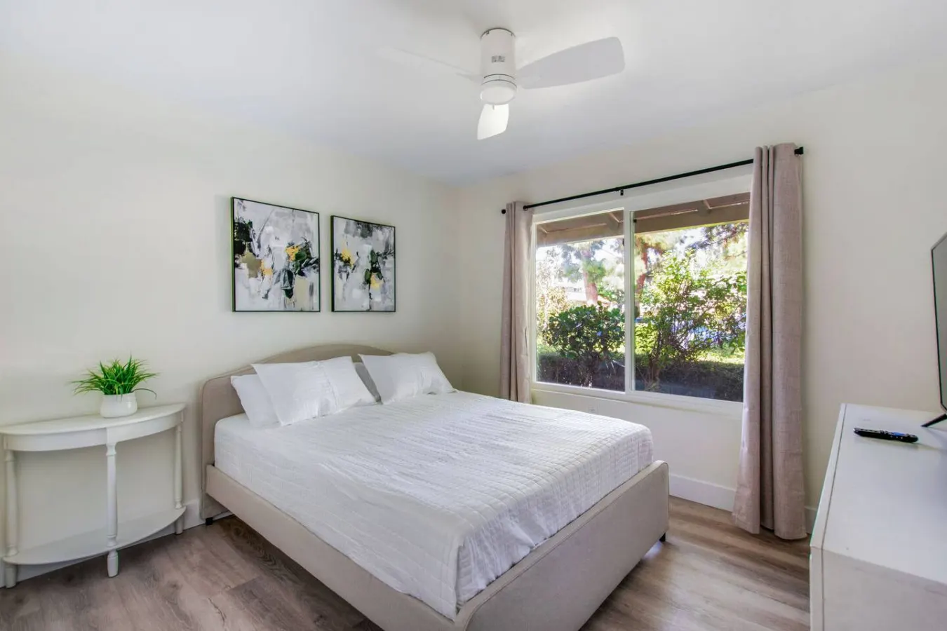 Monthly Rental Near South Coast Plaza | 3Bed2Bath — photo 4